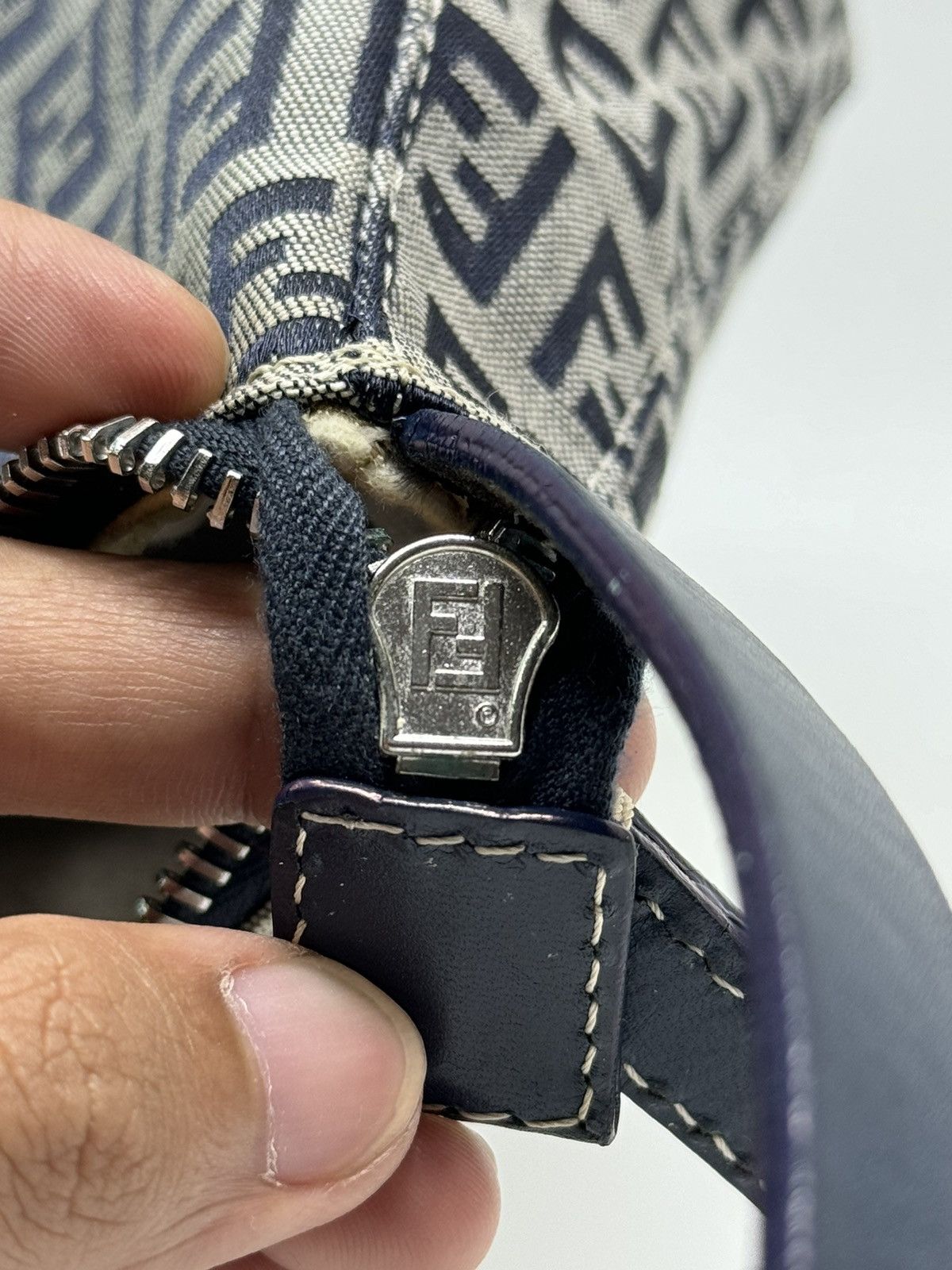 Fendi Fendi Baguette cloth handbag Size ONE SIZE - 8 Thumbnail