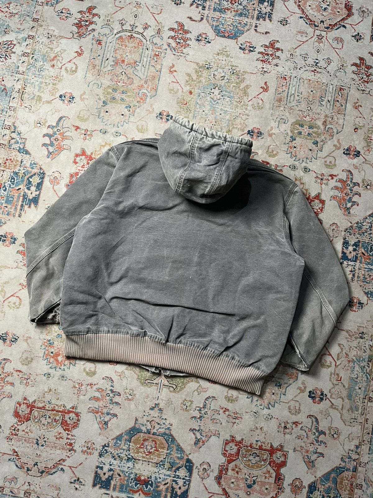 Carhartt Vintage Thrashed Carhartt J130GVL Active Jacket Gravel Grey Size US XL / EU 56 / 4 - 7 Thumbnail