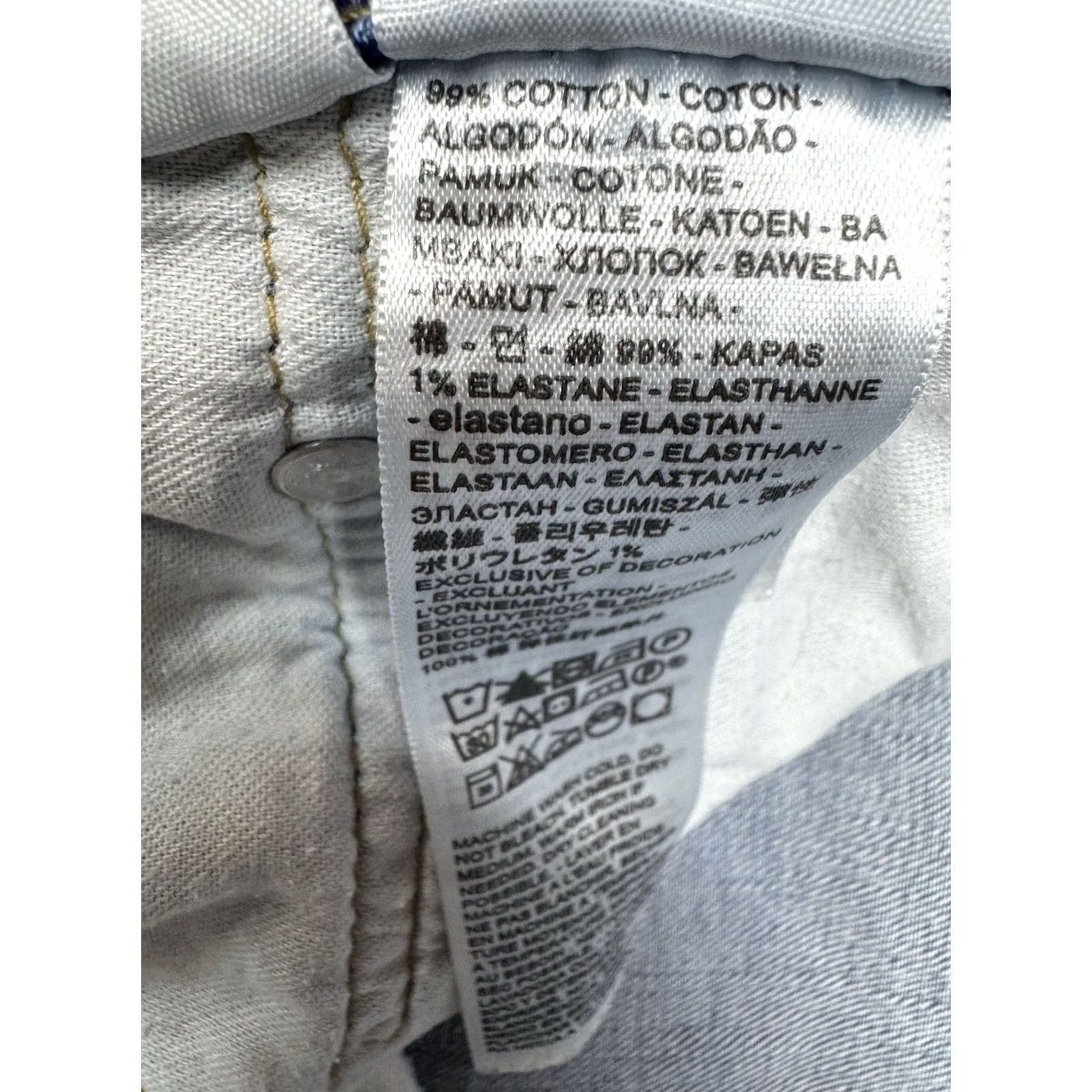 Levi's Item Specifications: Brand: Nike Size US 42 / EU 58 - 4 Thumbnail