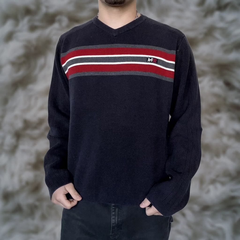 Abercrombie & Fitch VINTAGE Abercrombie & Fitch Sweater Mens XL Blue Stripe V-Neck Knit Pullover Size US XL / EU 56 / 4 - 1 Thumbnail