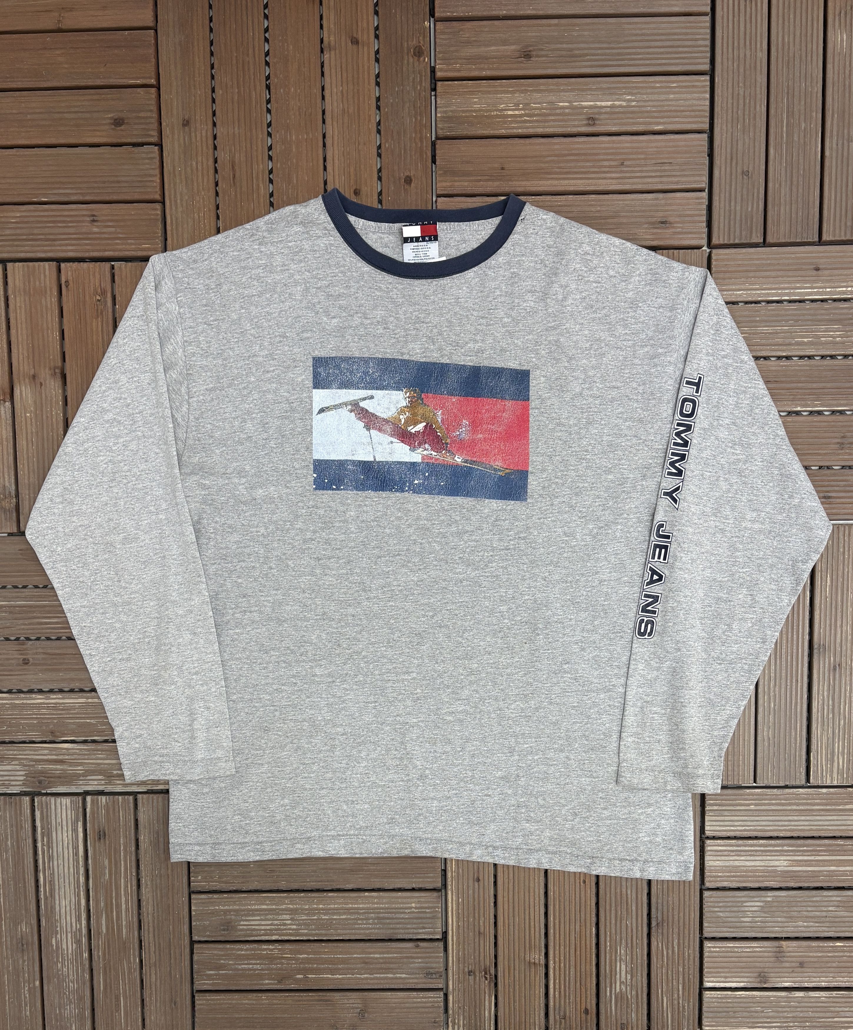 Tommy Hilfiger Tommy HIlfiger Skiing Vintage Grey Long Sleeve Shirt Size US XL / EU 56 / 4 - 1 Thumbnail