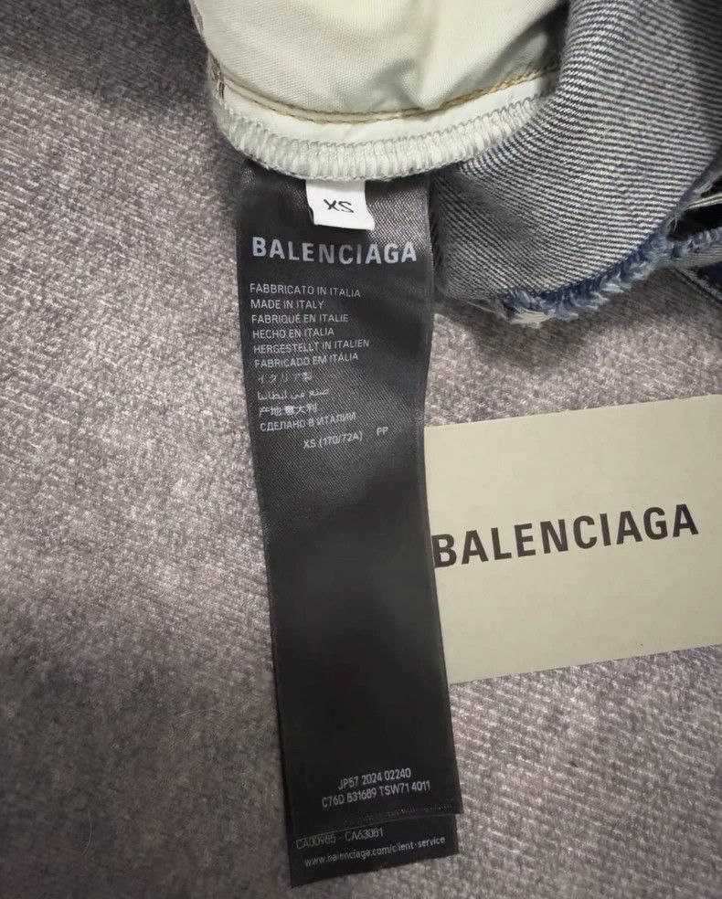 Balenciaga Balenciaga size XS Distressed Denim Shorts Size US 27 - 4 Thumbnail