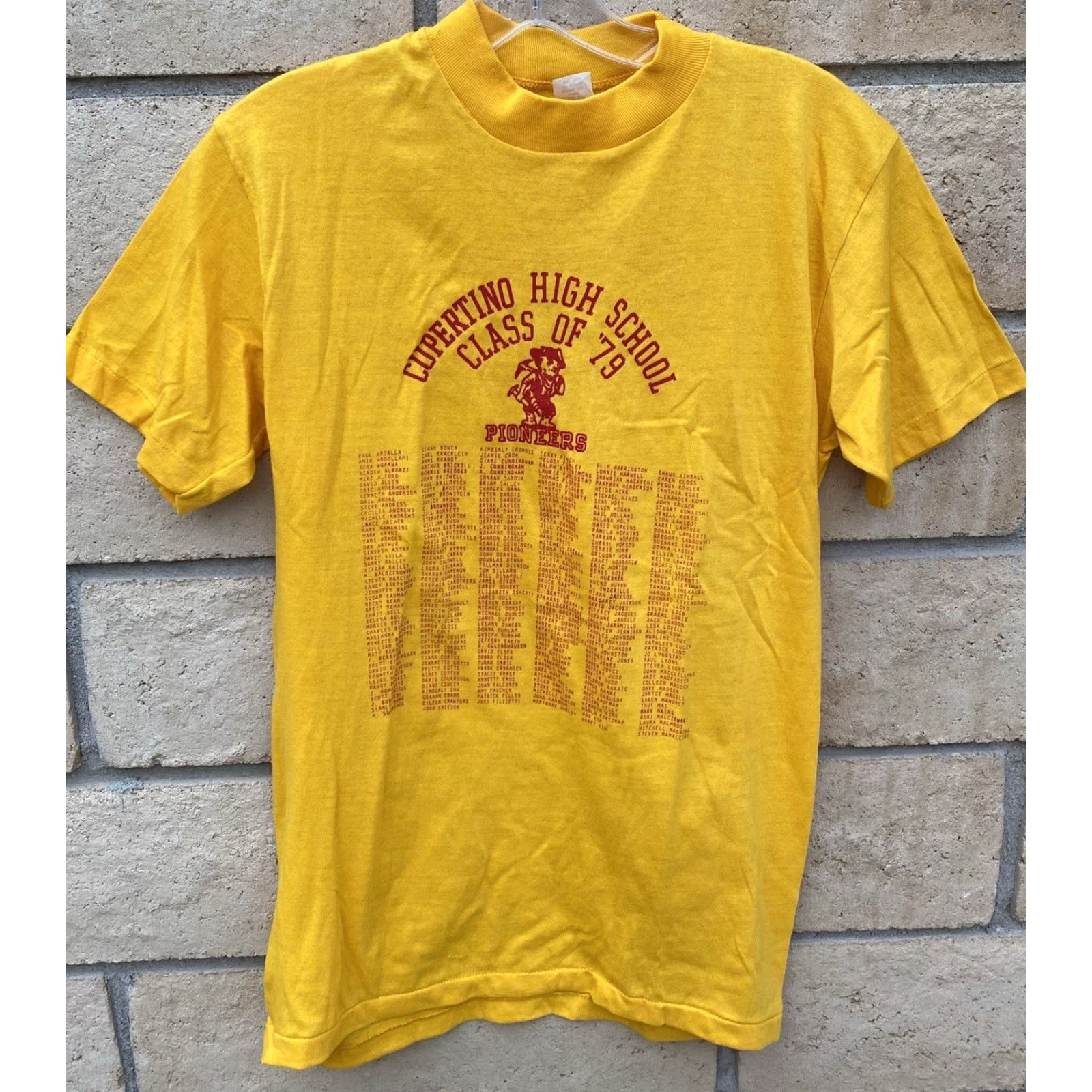 Vintage VINTAGE Cupertino High School Pioneers Class Of 79 T Shirt 70s 1979s Size M Yellow Womens Men Multifaceted Graphic Print 70s Retro Full Roster Tee Size US M / EU 48-50 / 2 - 3 Thumbnail