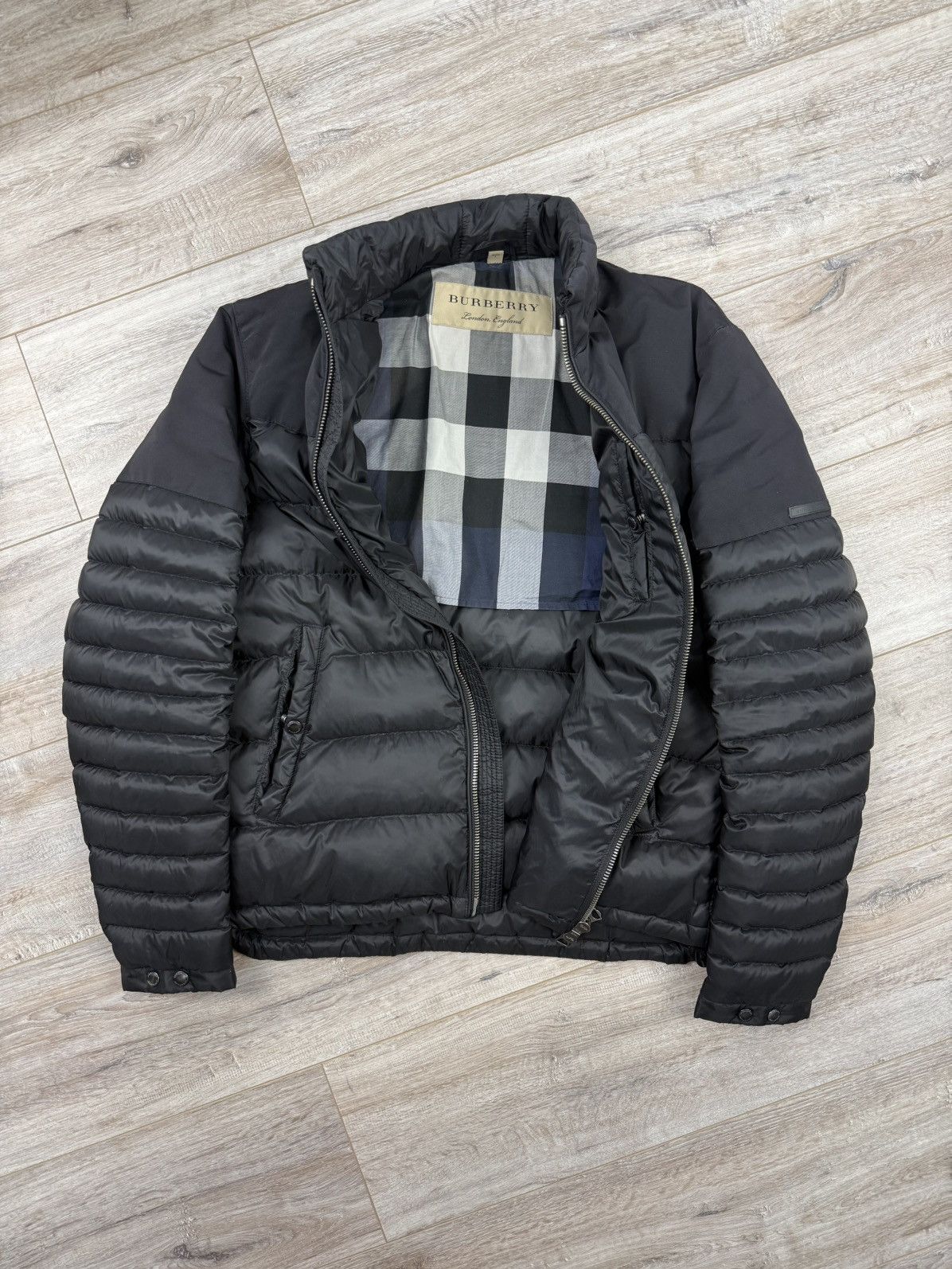 Burberry Burberry Nova Check Men’s Down Puffer Jacket Size US L / EU 52-54 / 3 - 5 Thumbnail