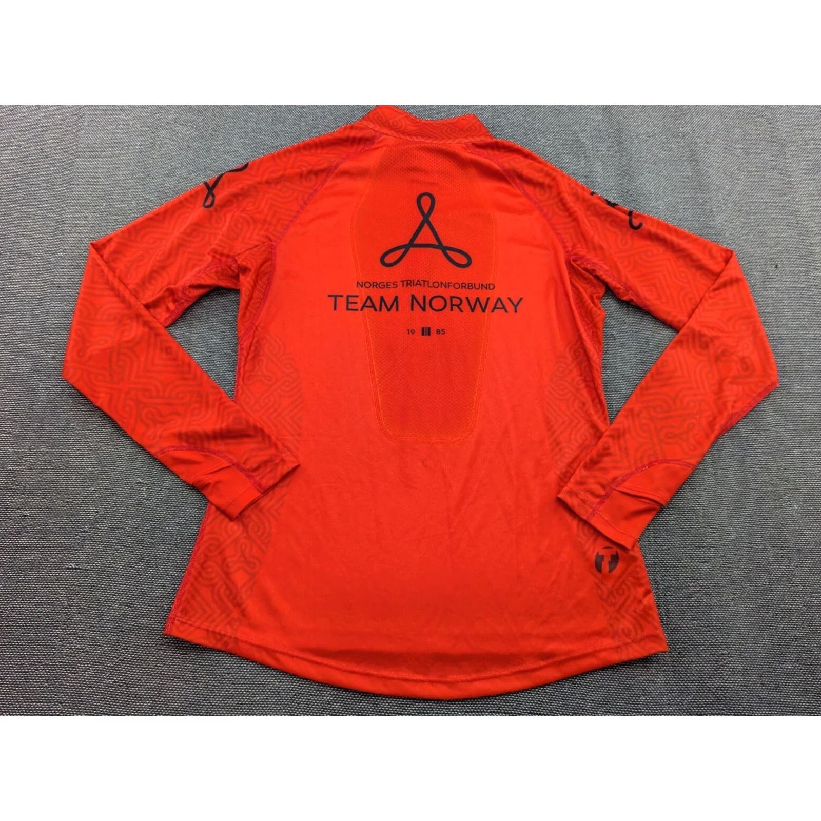 Vintage TRIMTEX Norway Team Womens Top Medium 1/4 Zip Shirt Red Running Triathlon Size M / US 6-8 / IT 42-44 - 7 Thumbnail