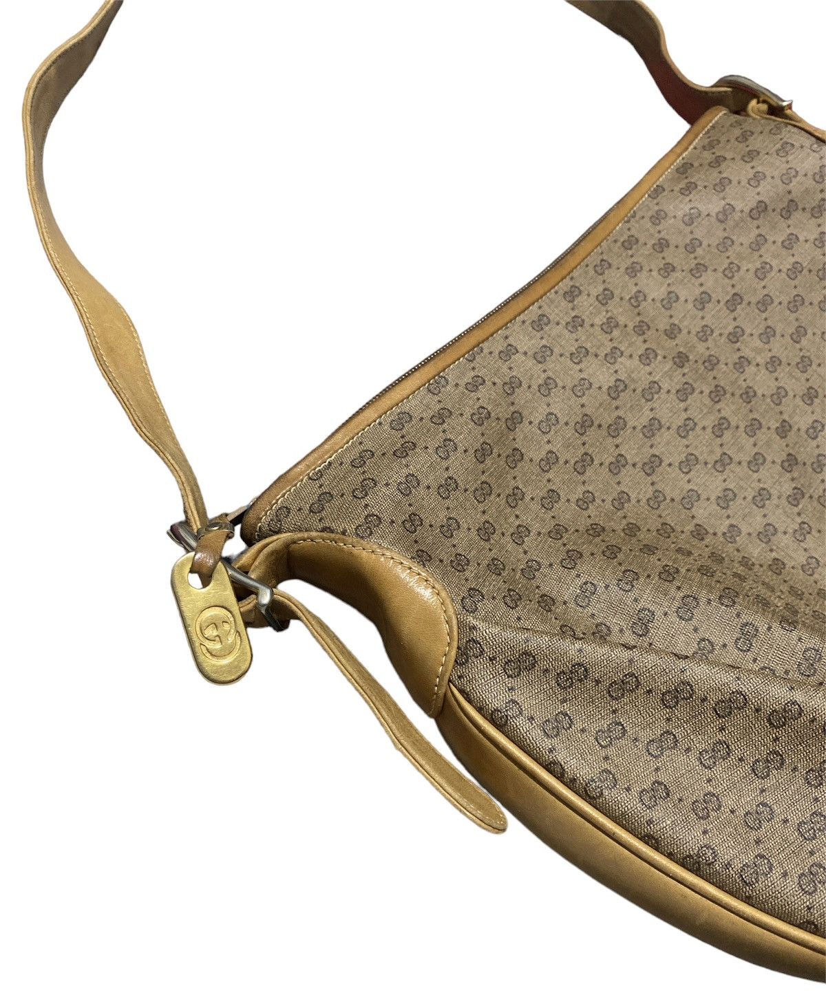Gucci Vintage Gucci Monogram sling Bag Size ONE SIZE - 3 Thumbnail
