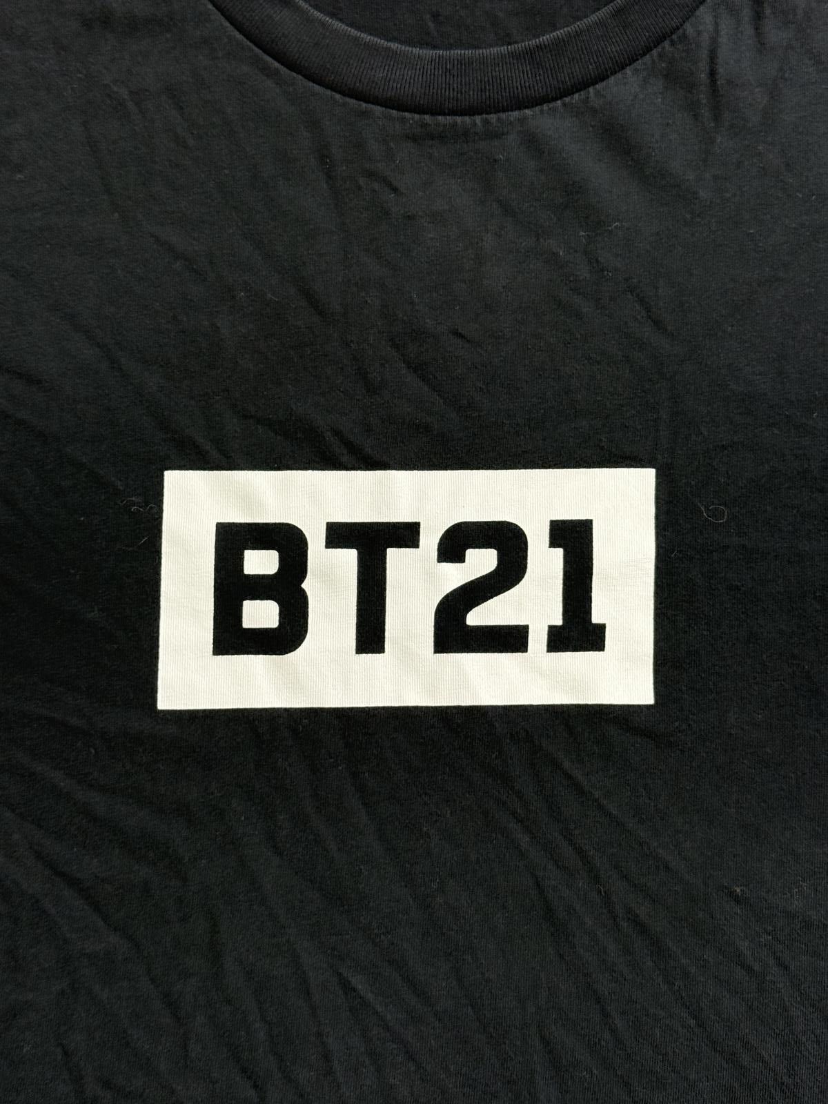 Uniqlo BTS Band Collab x Uniqlo T-shirt BT21 Characters - XL Size US XL / EU 56 / 4 - 4 Thumbnail