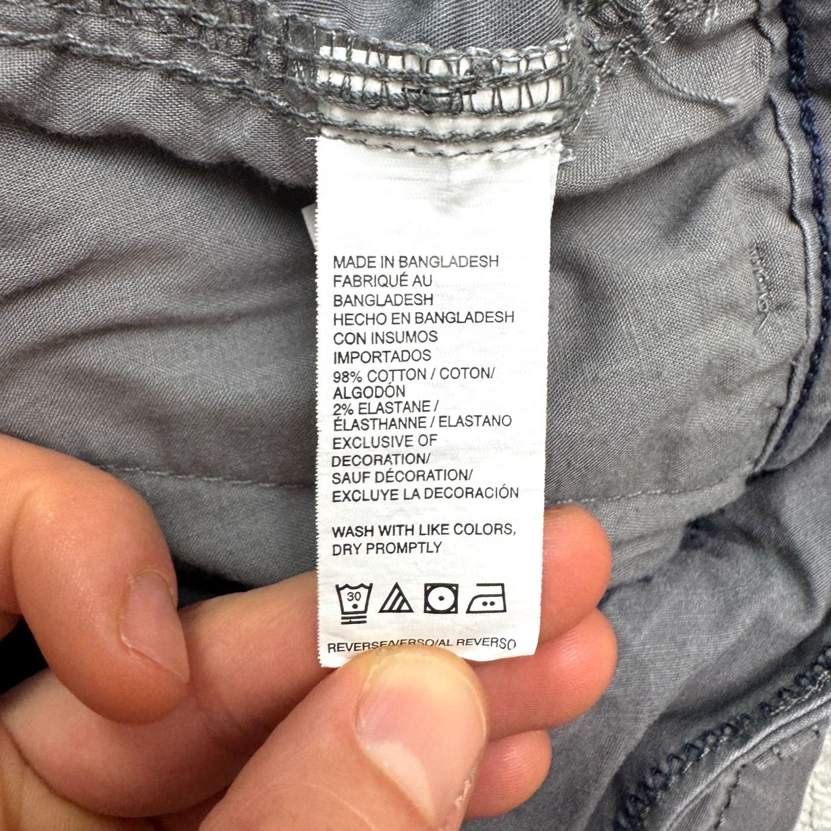 Izod Izod Saltwater Stretch Cargo Shorts Mens 40 Gray Cotton Casual Outdoor Size US 40 / EU 56 - 4 Thumbnail