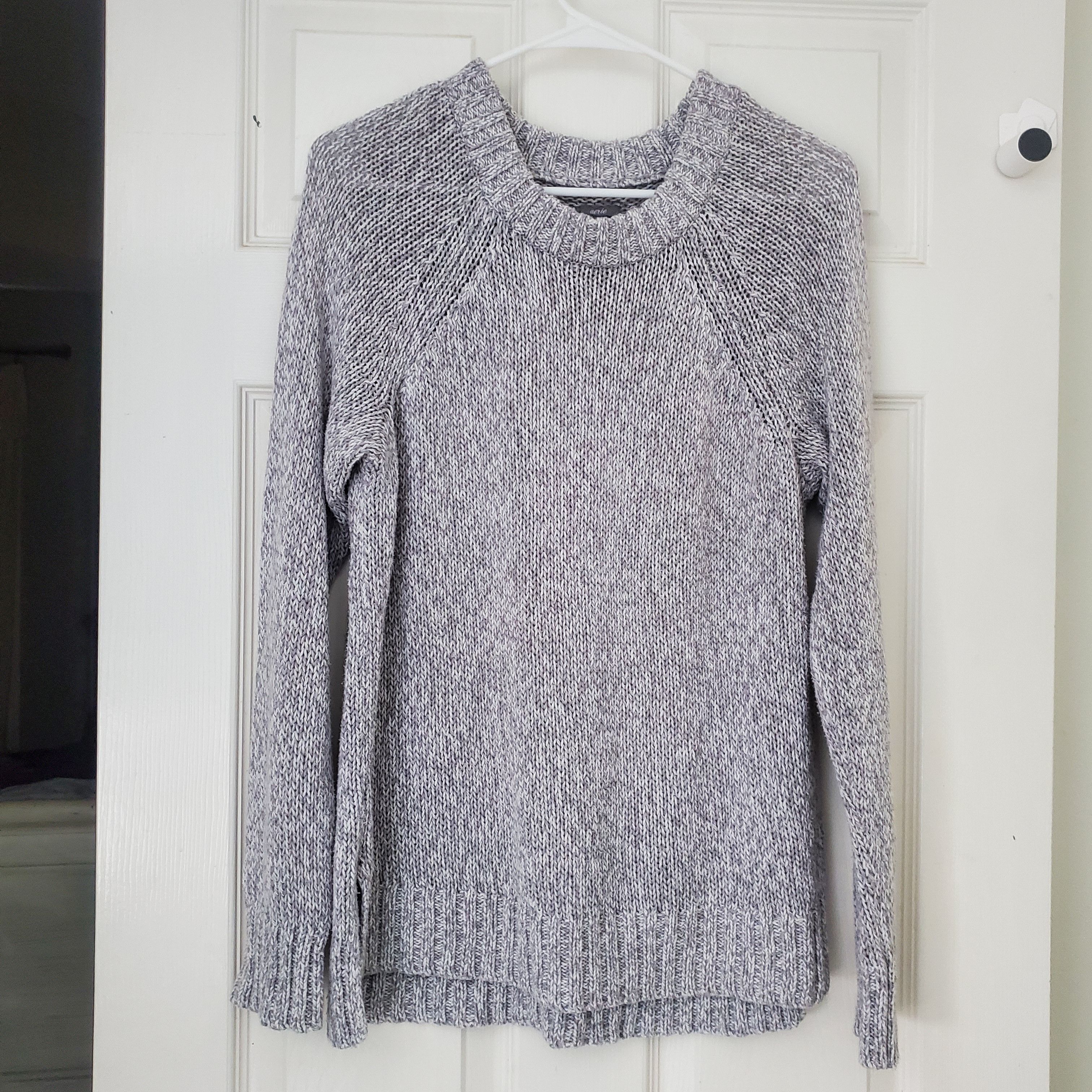 Other Aerie Gray Crew Neck Sweater with Classic Fit SZ:M Size M / US 6-8 / IT 42-44 - 1 Thumbnail