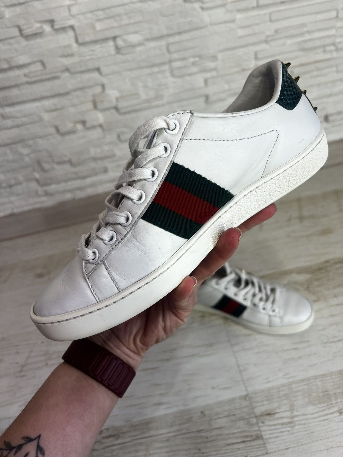 Gucci Gucci Ace Pearl Studded Leather Sneakers Size 35.5 Size US 8 / IT 38 - 10 Thumbnail