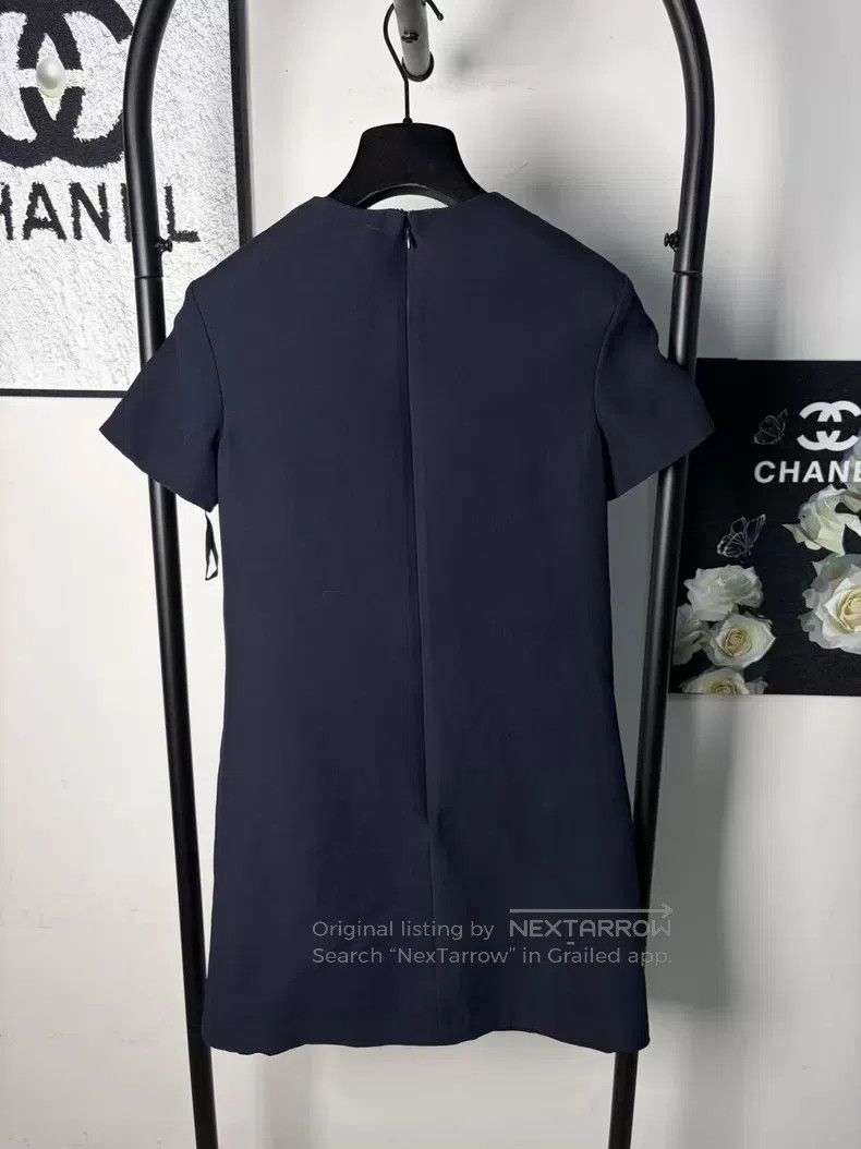 Valentino Valentino dress Size M / US 6-8 / IT 42-44 - 2 Thumbnail