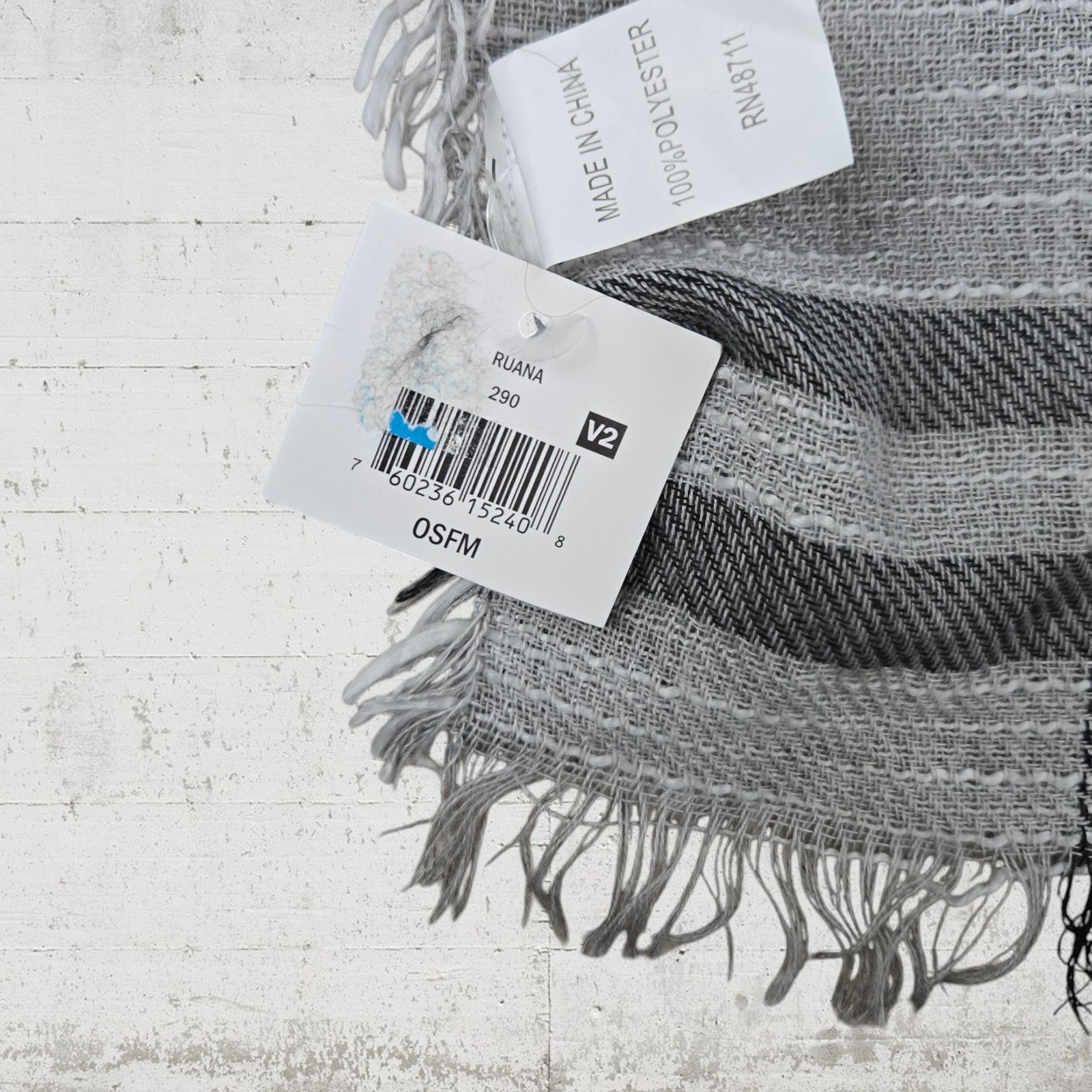 Other Gray Black Plaid Fringe Wrap Style Blanket Scarf Poncho Size ONE SIZE - 5 Thumbnail