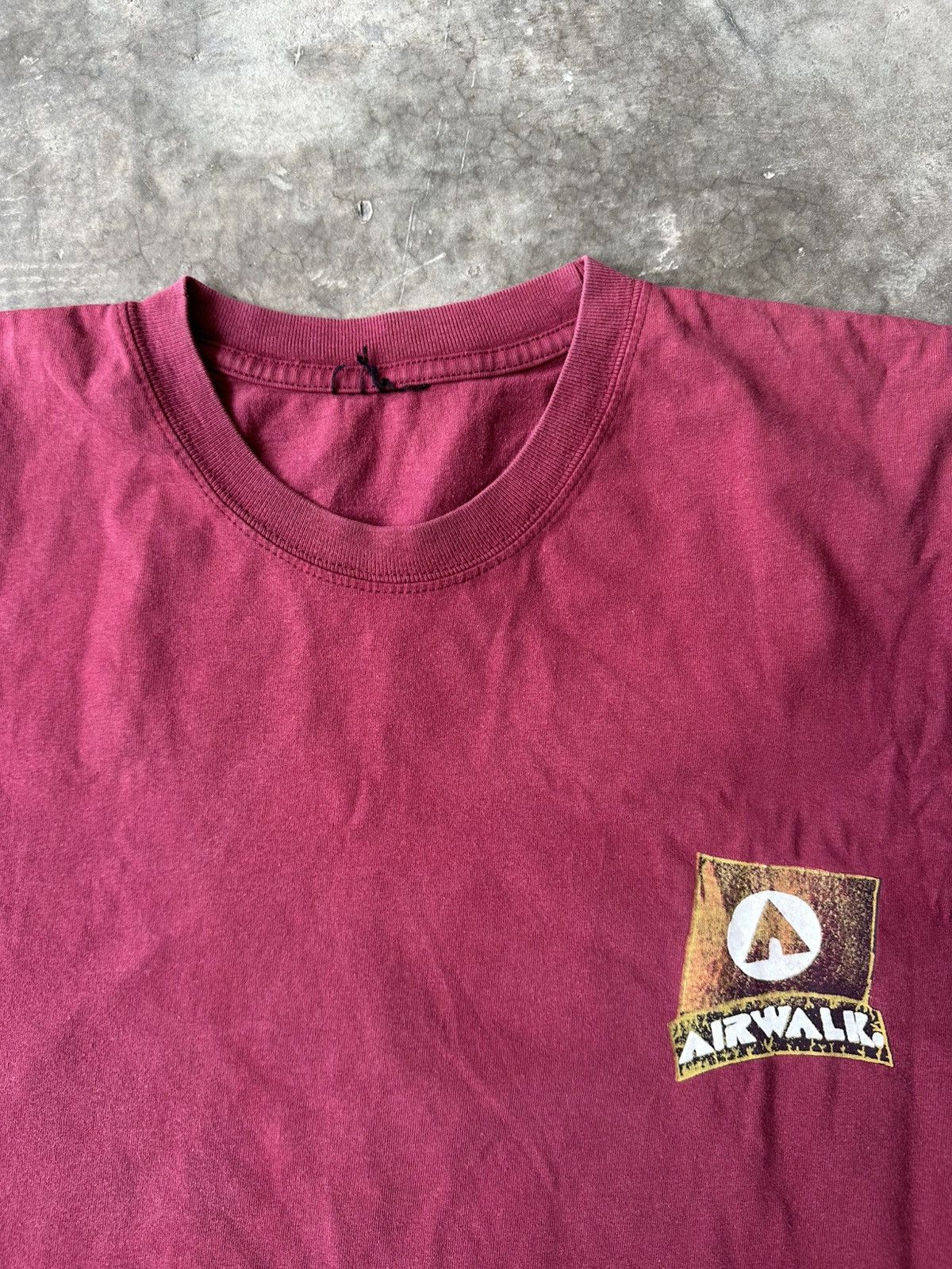 Airwalk Vintage Rare Airwalk Skateboarding Photo Tee Size US L / EU 52-54 / 3 - 2 Thumbnail