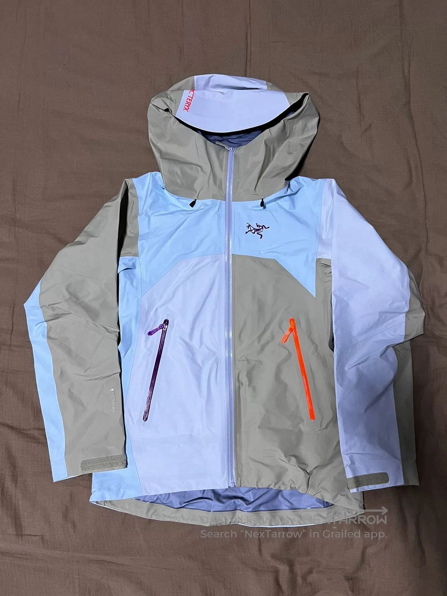Arc'teryx Arc'teryx Beta Lightweight Jacket Women's. Size XXS / US 00 / IT 34 - 1 Thumbnail