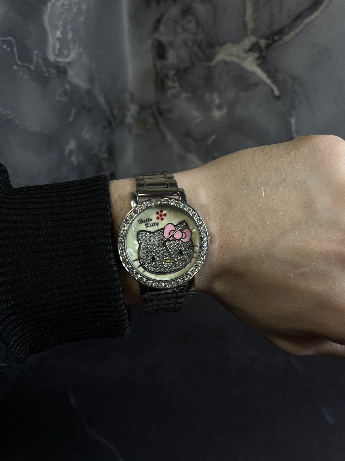 Jewelry Vintage Hello Kitty Crystal Watch Japanese Brand Size ONE SIZE - 1 Thumbnail