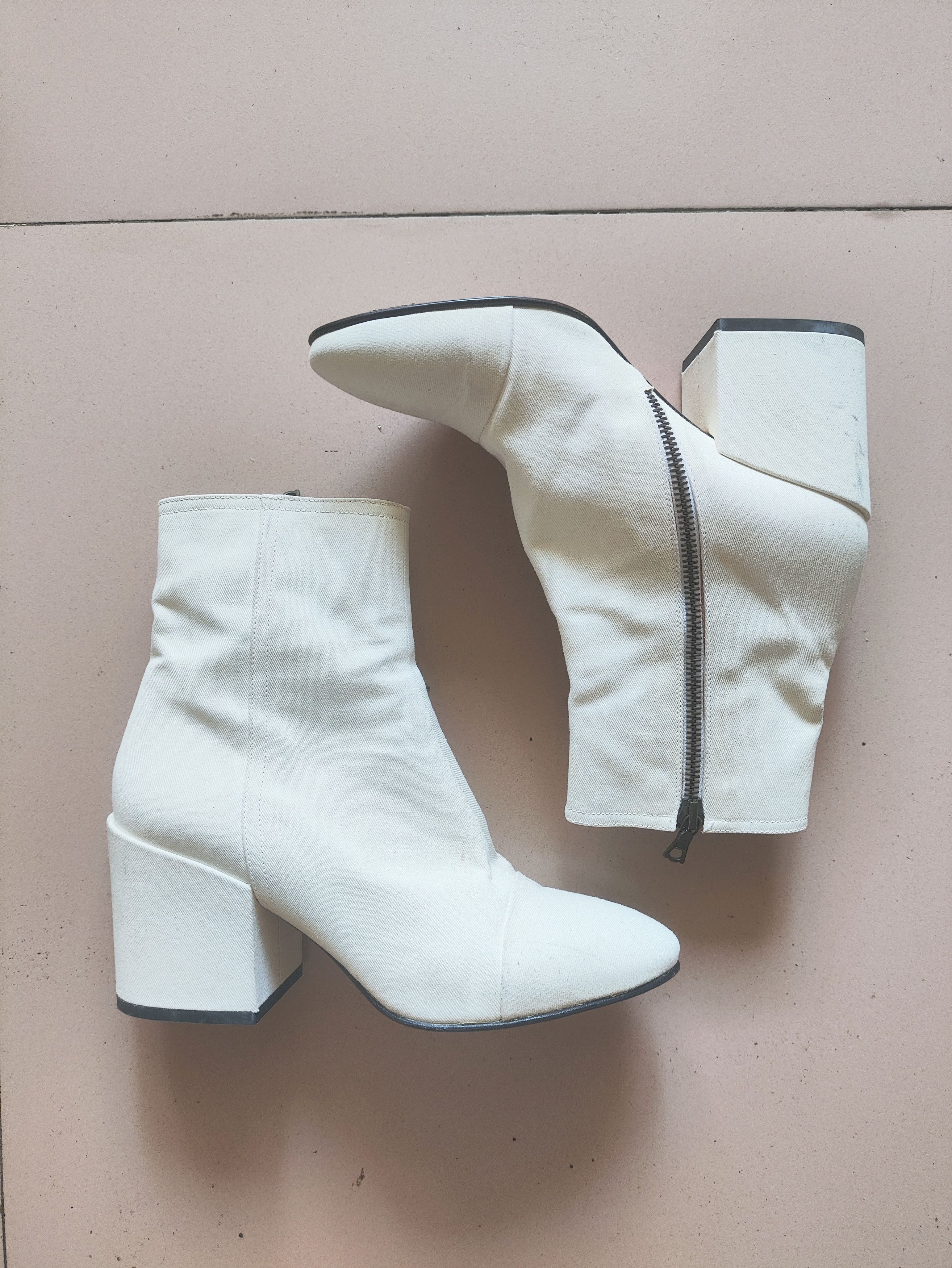 Dries Van Noten AW17 Runway cowhide heels Size US 7 / IT 37 - 1 Thumbnail