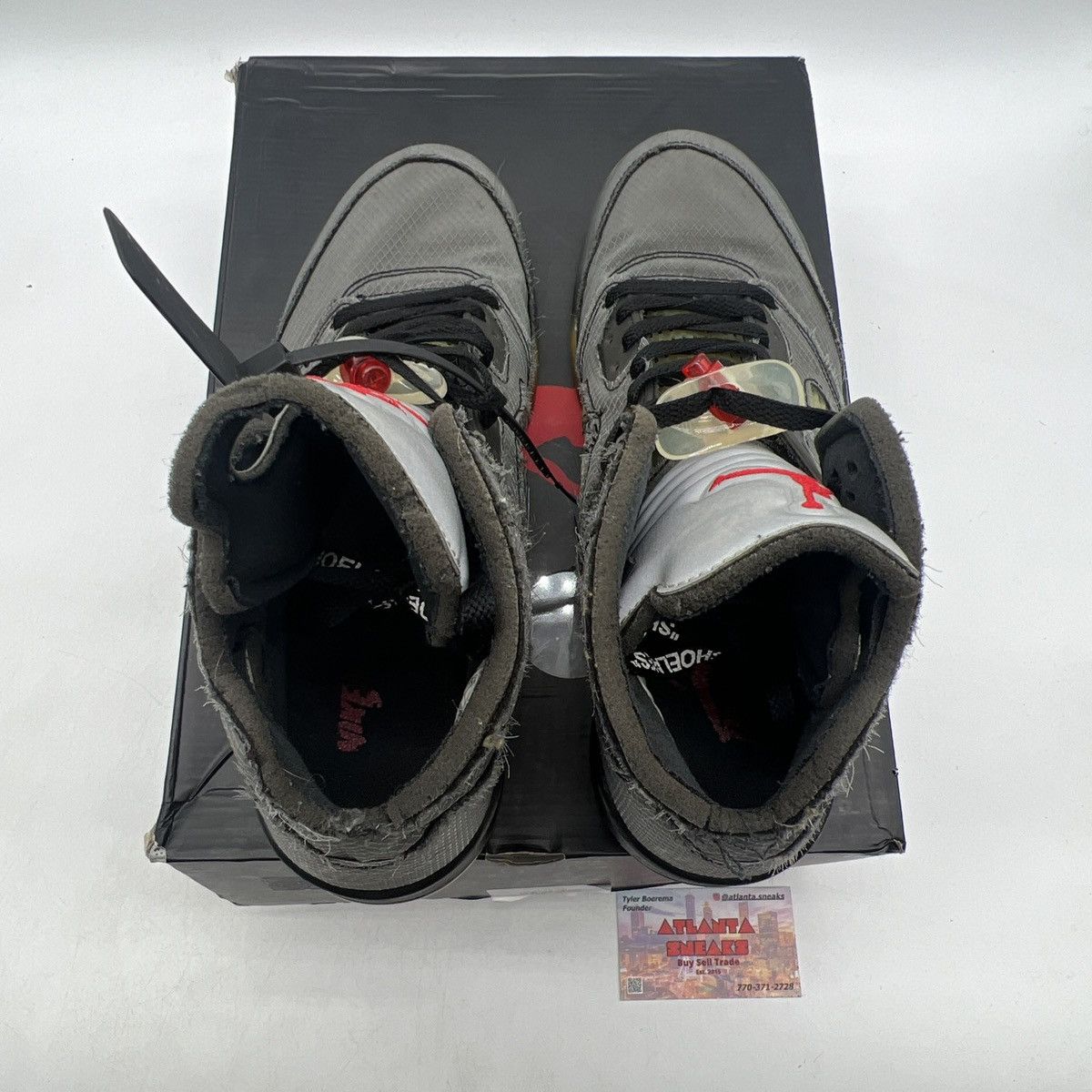 Jordan Brand Off white x air Jordan 5 muslin Size US 12 / EU 45 - 7 Thumbnail