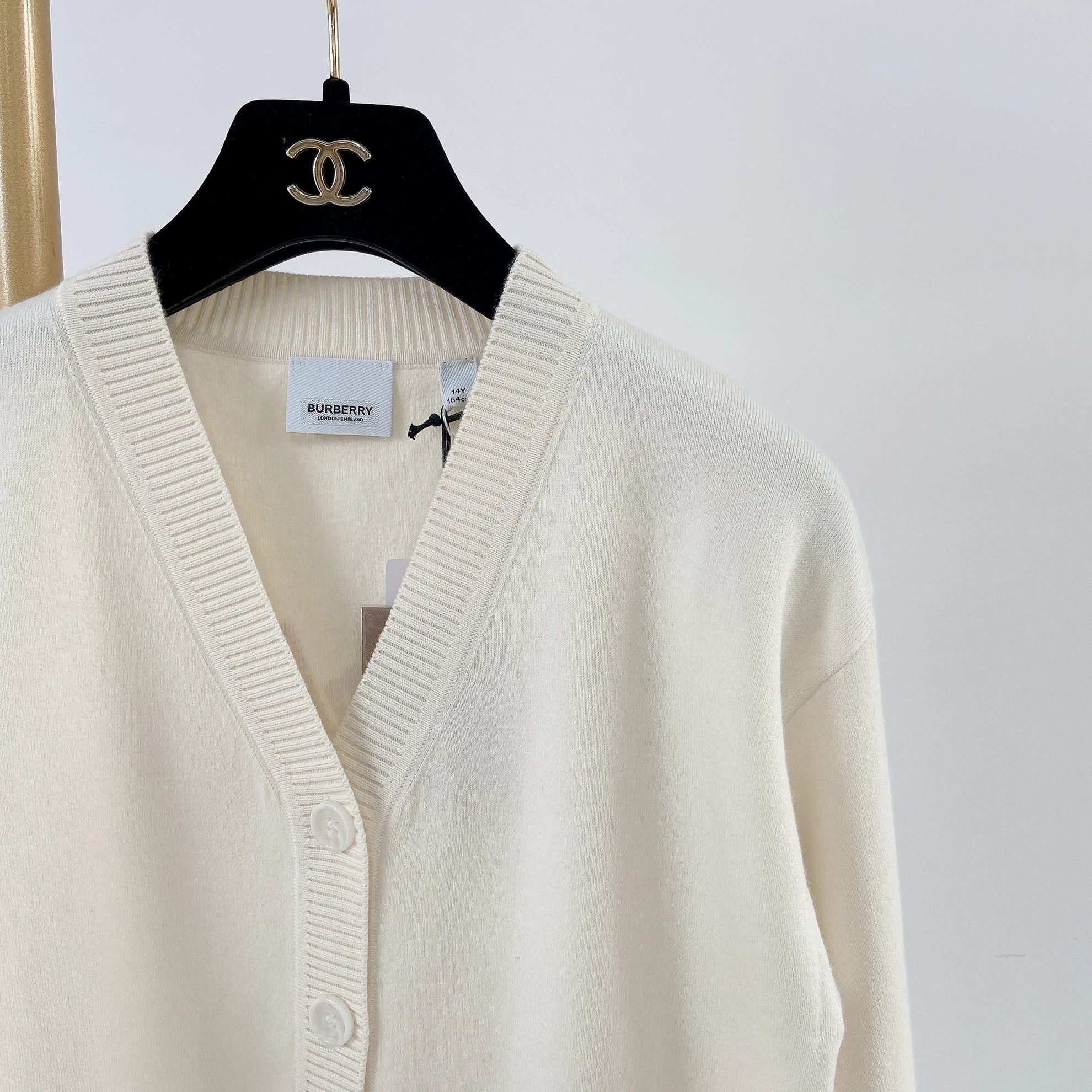 Burberry Burberry Teddy Bear Cardigan 14Y Tagged 3204 Size XS / US 0-2 / IT 36-38 - 4 Thumbnail