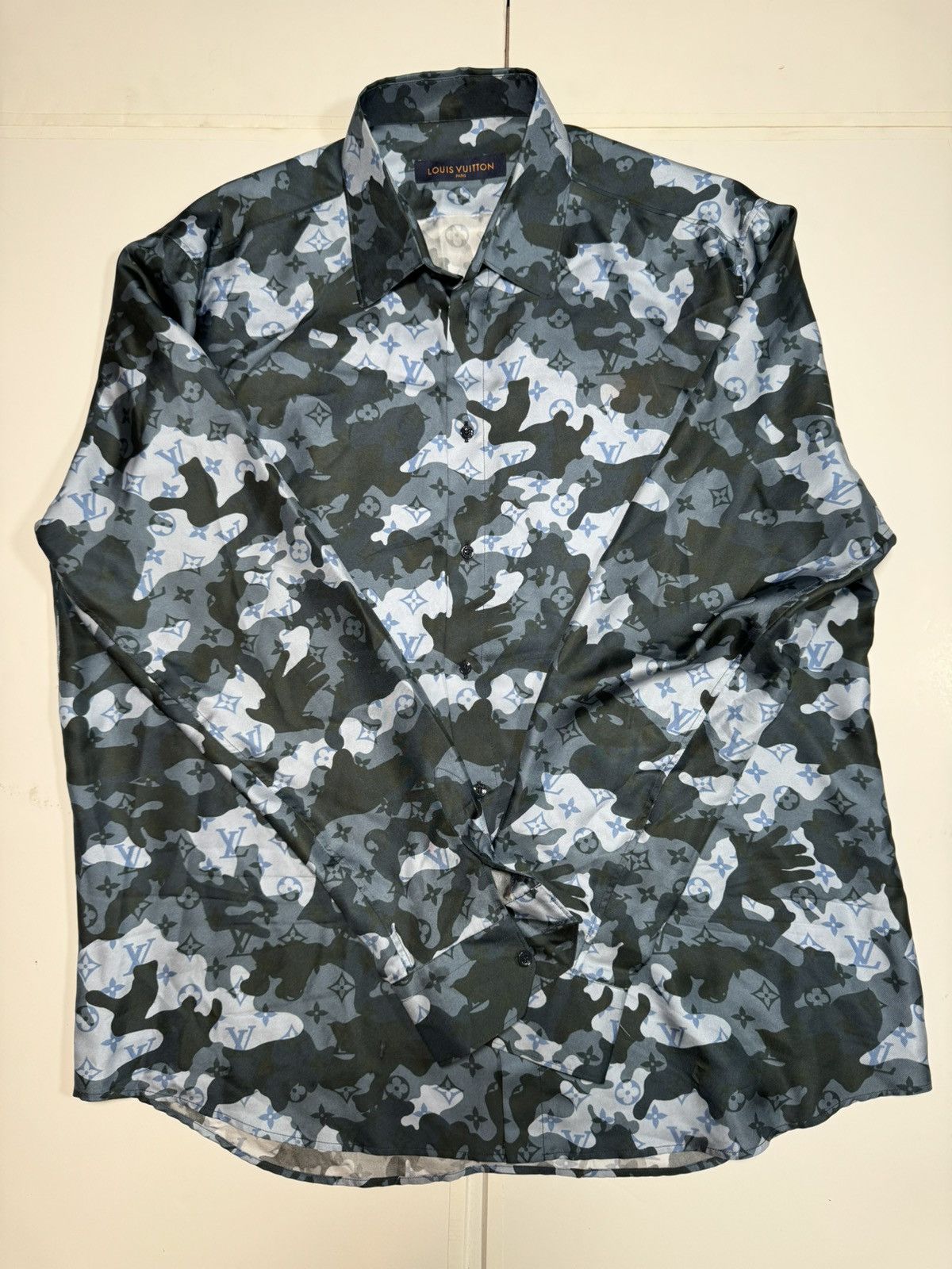 Louis Vuitton Louis Vuitton Camo Silk Shirt Virgil Abloh Size 4L Size US XXL / EU 58 / 5 - 11 Thumbnail