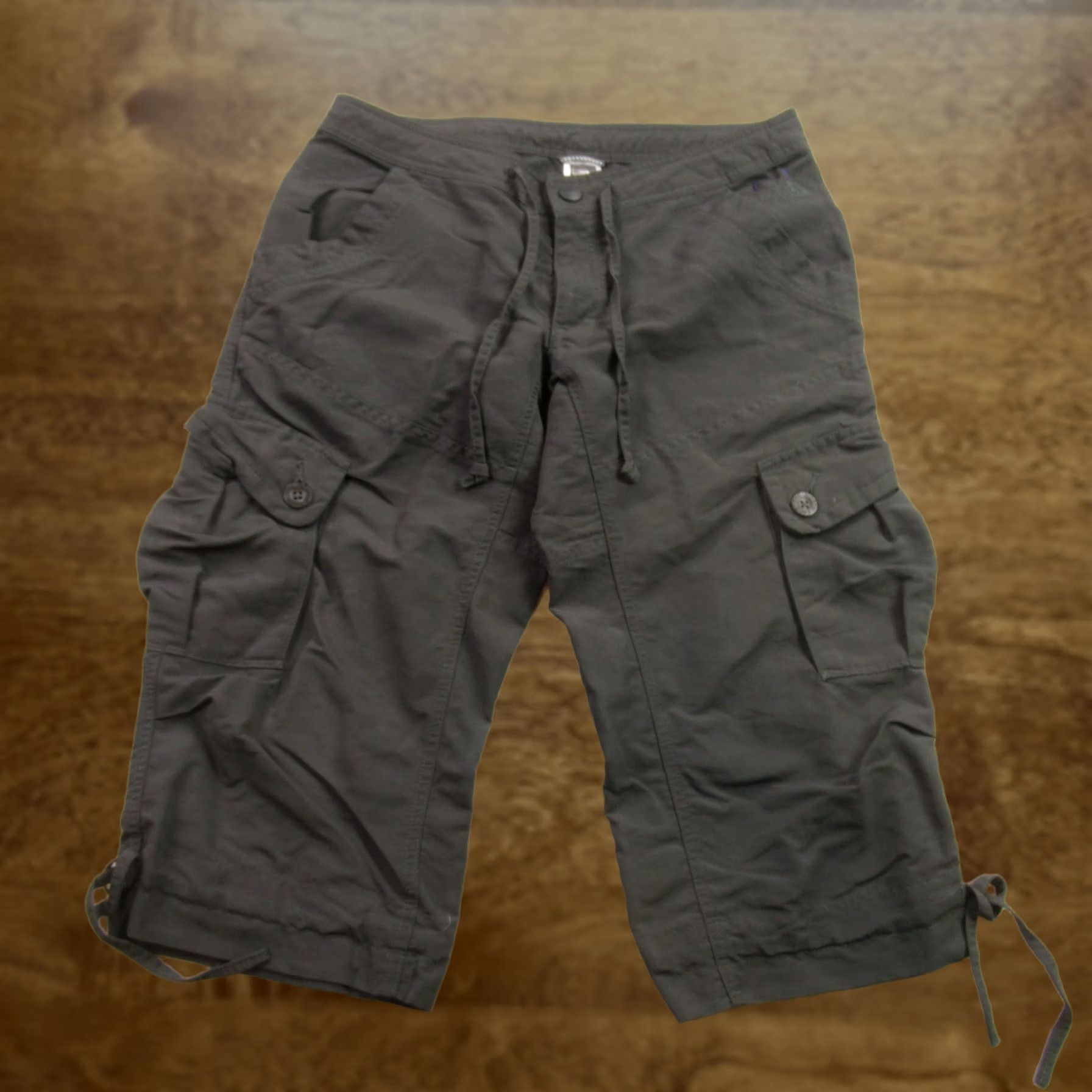 The North Face The North Face Pants Womens 8 Straight Leg Long Casual Lightweight Capri Gray Size 30" / US 8 / IT 44 - 1 Thumbnail