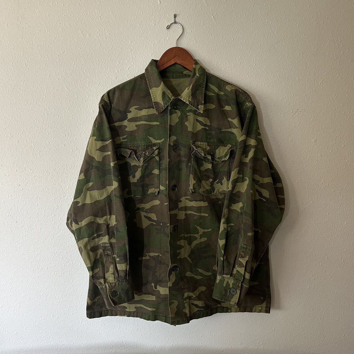 Vintage Vintage 80s Camo Hunting Jacket Size US L / EU 52-54 / 3 - 1 Thumbnail