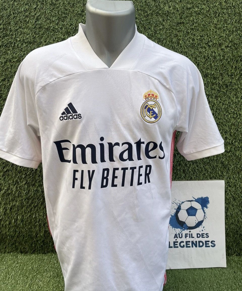 Adidas Casemiro jersey real madrid Size US S / EU 44-46 / 1 - 2 Thumbnail