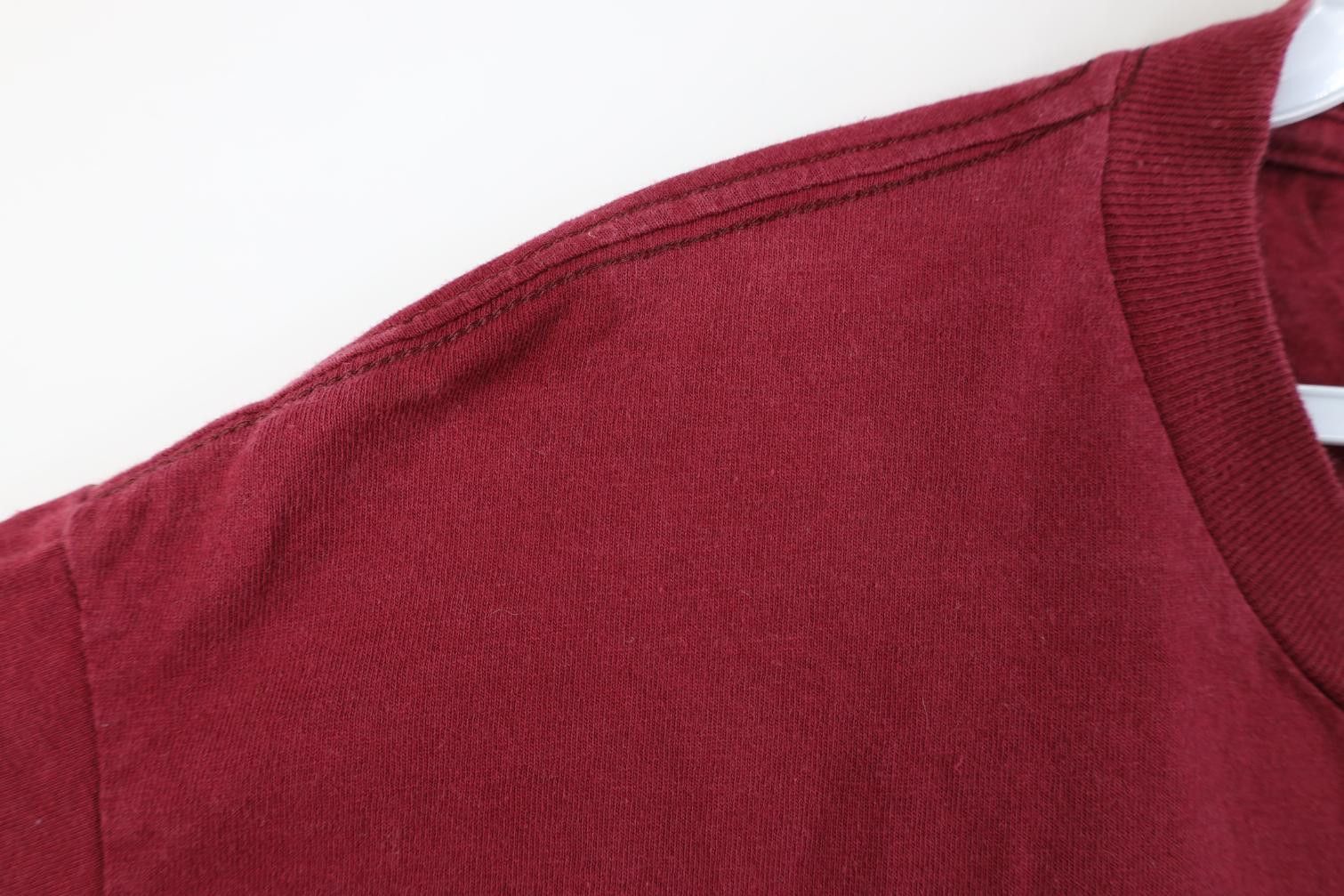 Vintage Vintage 90s Streetwear Native Horse Equestrian T-Shirt Red Size US L / EU 52-54 / 3 - 8 Thumbnail