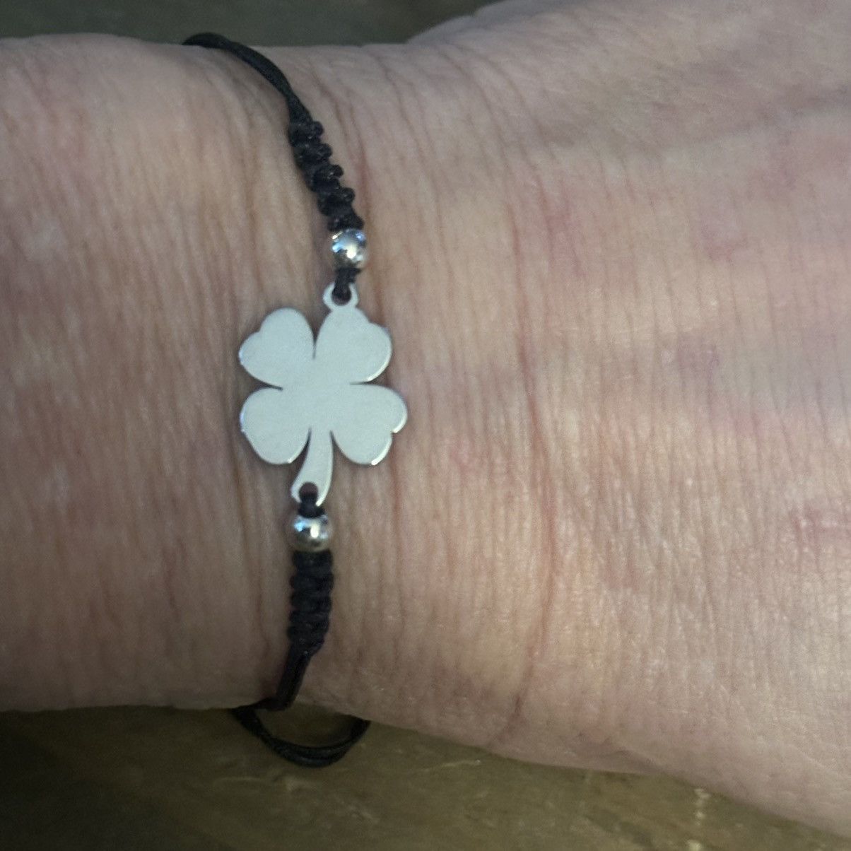 Other Silver tone shamrock adjustable cord bracelet Size ONE SIZE - 2 Thumbnail