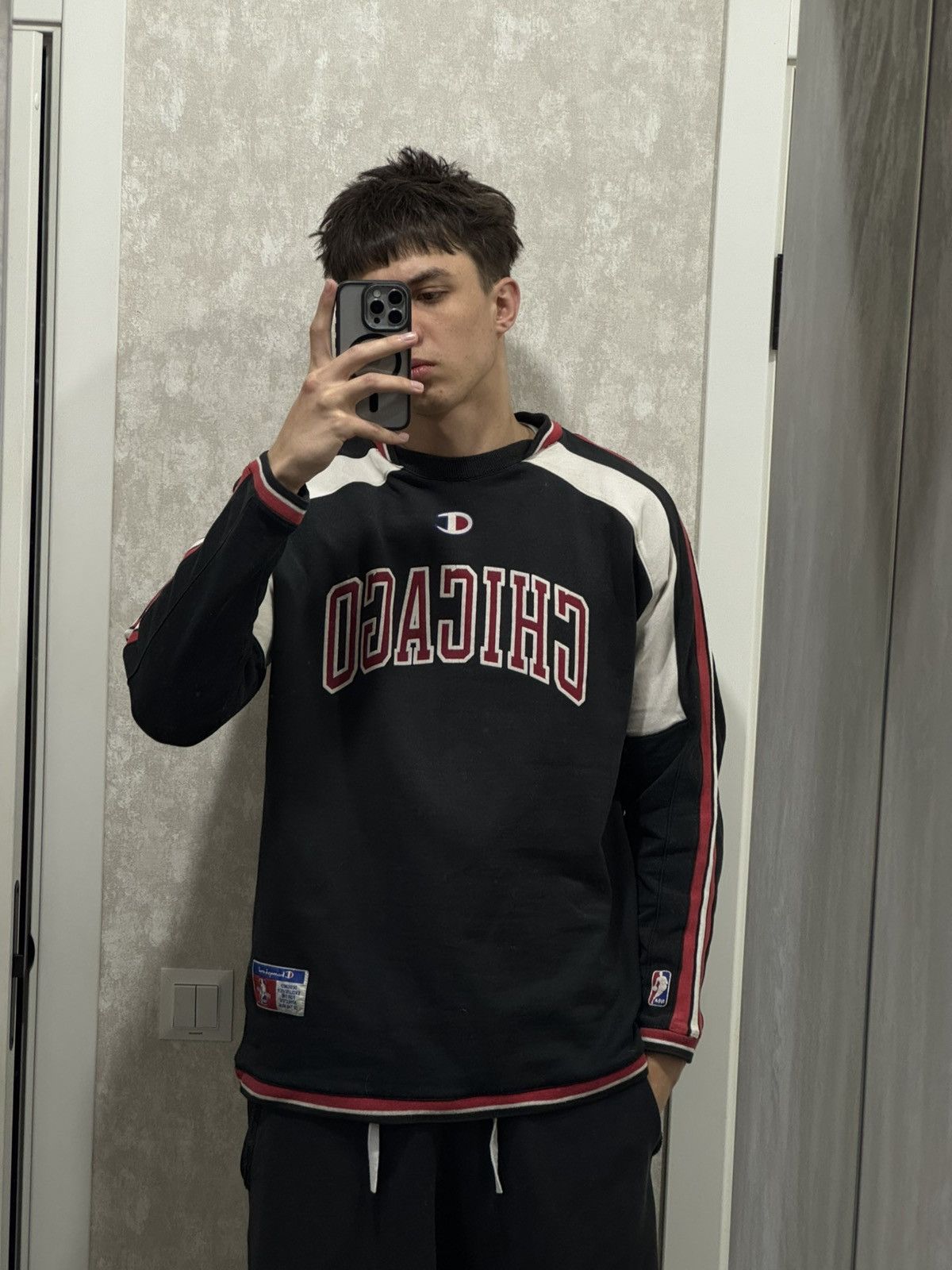 Champion Rare Vintage Chicago Bulls Champion NBA 90s Men’s Sweatshirt Size US L / EU 52-54 / 3 - 2 Thumbnail
