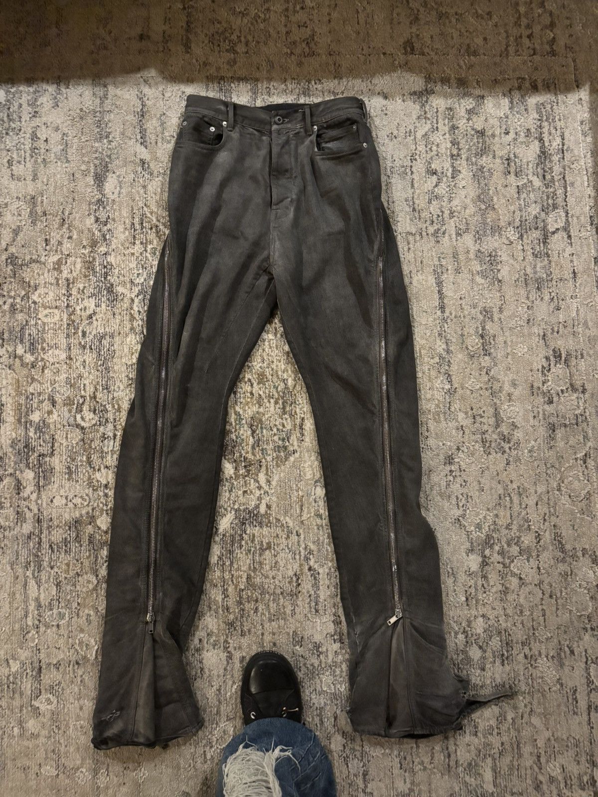 Rick Owens RICK OWENS FW22 BOLAN BANANA Size US 32 / EU 48 - 2 Thumbnail