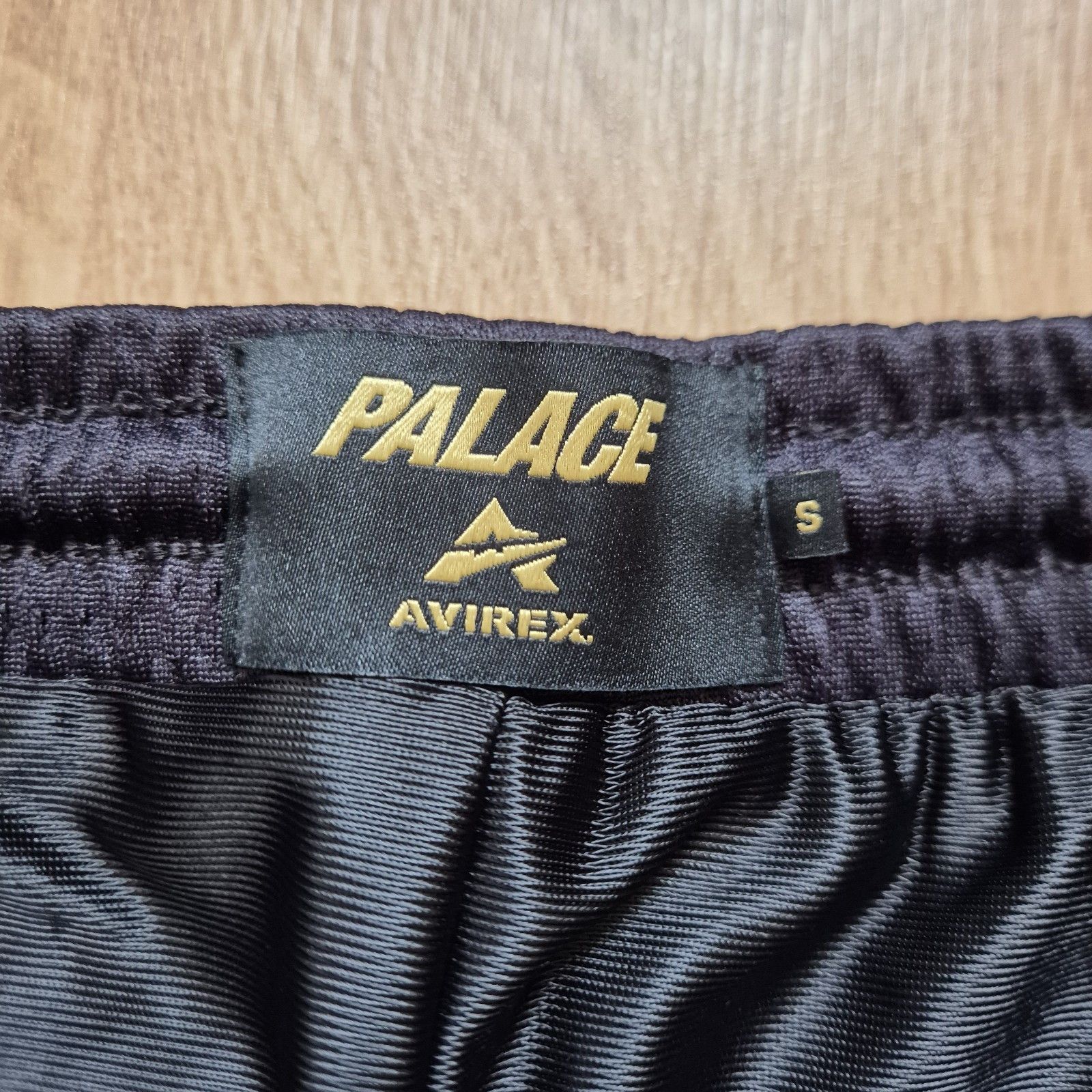 Avirex × Palace Palace x Avirex Mesh Joggers Black Small Brand New FW24 Size US 30 / EU 46 - 5 Thumbnail