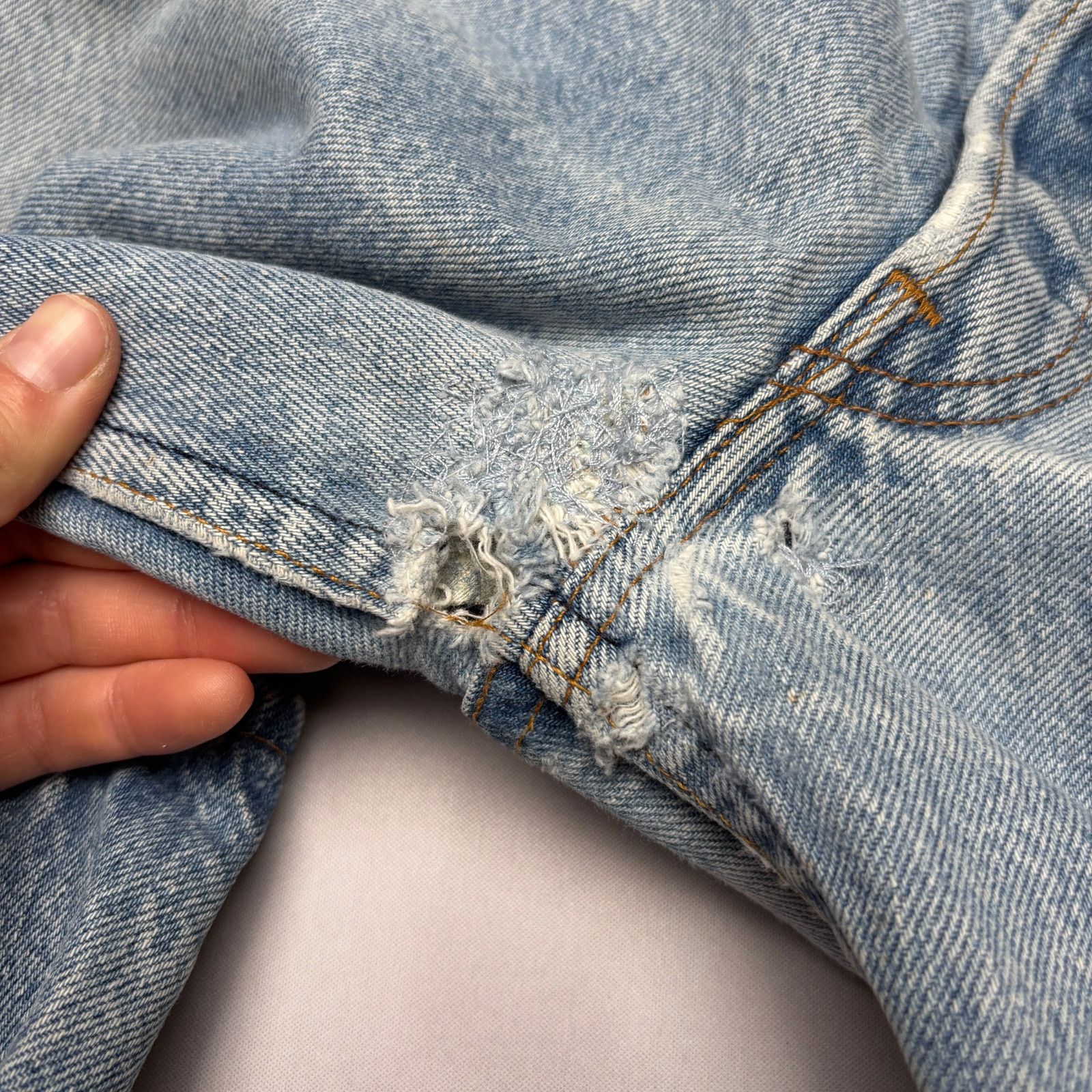 Levi's Vintage 80s Levi's 501 Distressed Straight Leg Jeans 33x32.5 Size US 33 - 8 Thumbnail