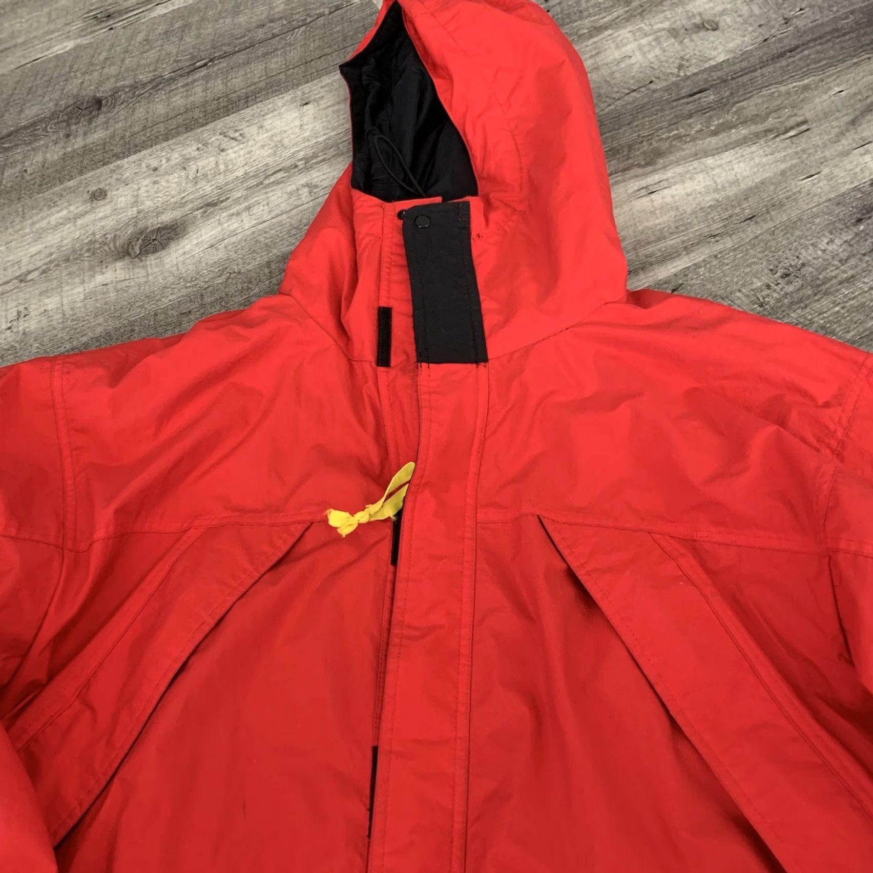 Marlboro VINTAGE Marlboro Adventure Team Jacket Mens XL Red Hooded Parka Windproof Insulated Full Zip Size US XL / EU 56 / 4 - 3 Thumbnail
