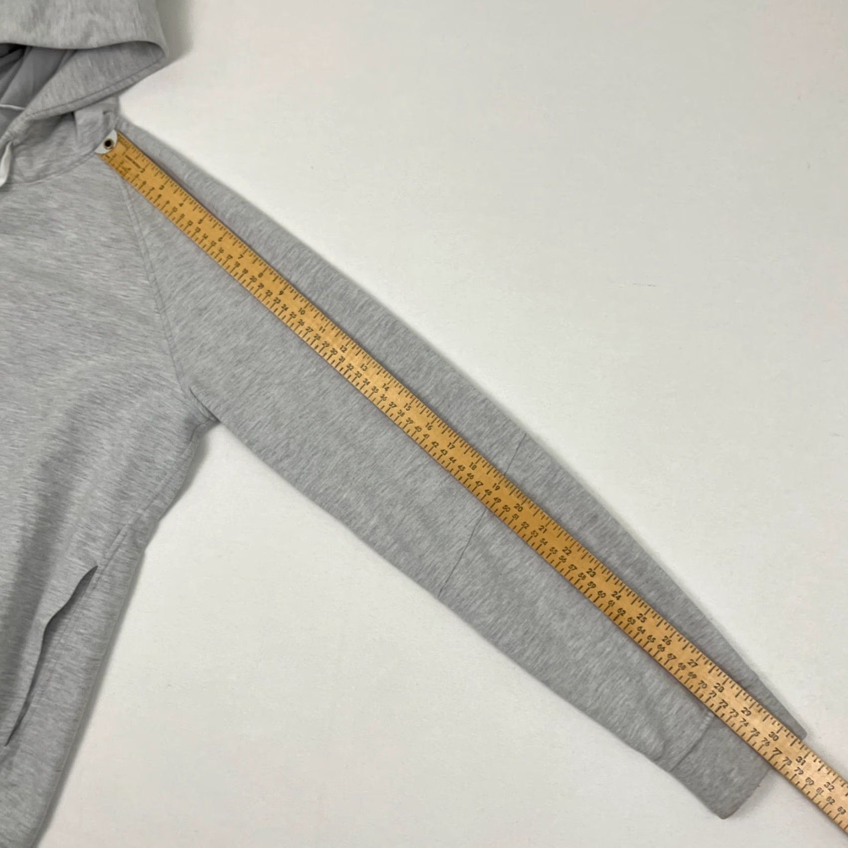 Lululemon Lululemon City Sweat Pullover Hoodie Mens M Gray Hooded Sweatshirt Regular Size M3ATLS Size US M / EU 48-50 / 2 - 6 Thumbnail
