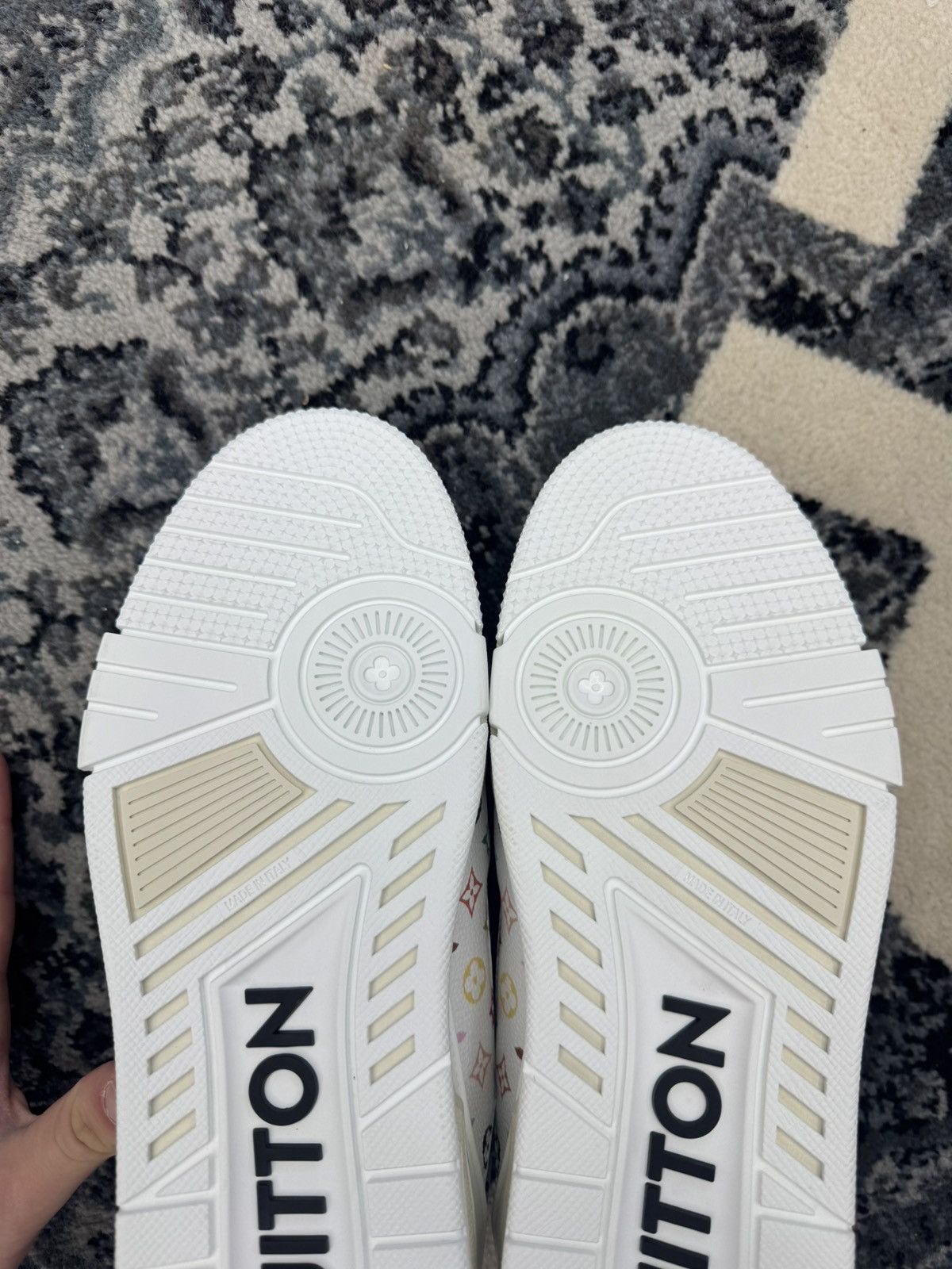 Louis Vuitton × Takashi Murakami Louis Vuitton Murakami trainers Size US 9 / EU 42 - 5 Thumbnail