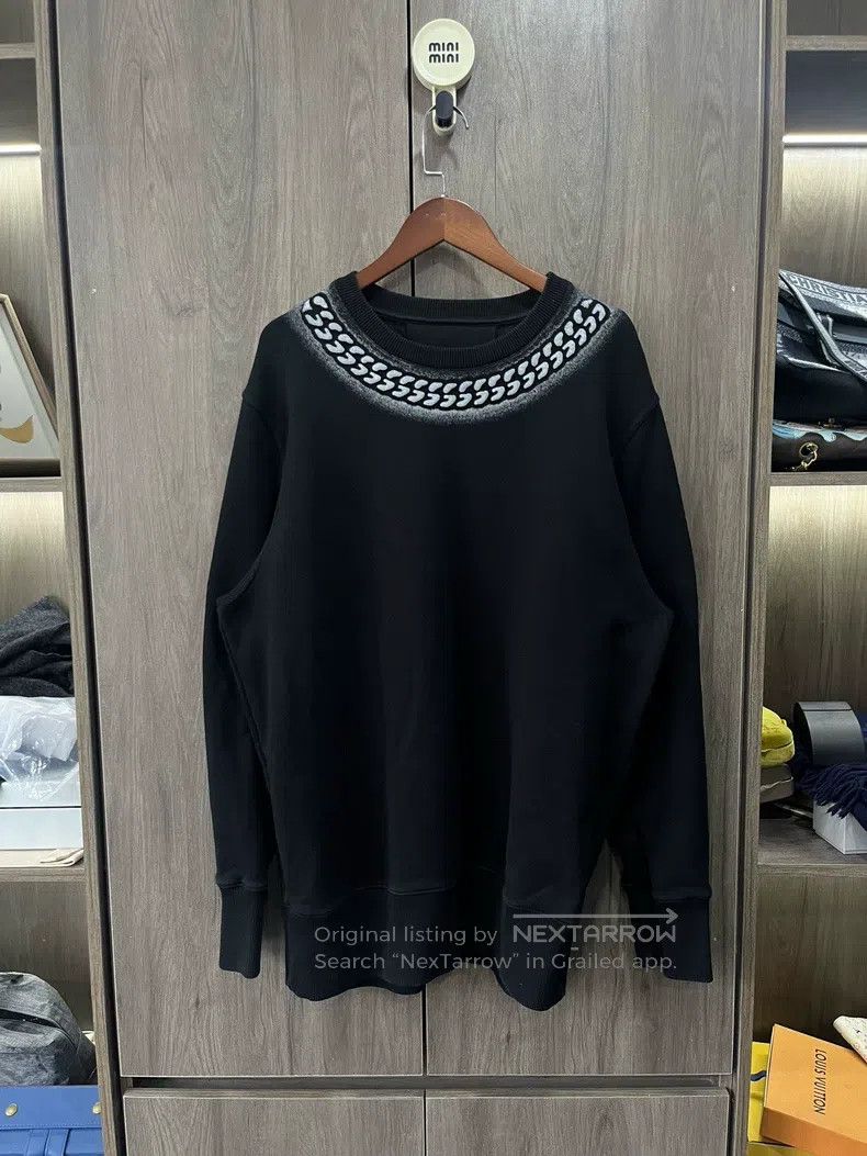 Givenchy Givenchy Embossed chain collar round neck sweatshirt Size US M / EU 48-50 / 2 - 1 Thumbnail