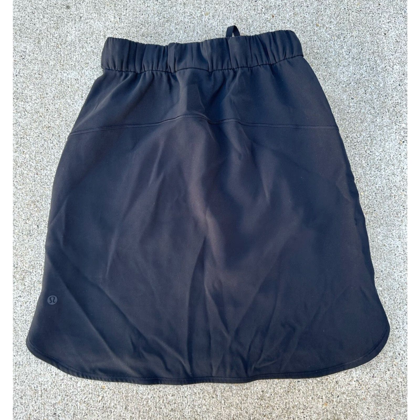Lululemon Lululemon Skirt Women Regular Size 4 Black Woven Polyester Athletic Athleisure Outdoor Sports On The Fly Size 27" / US 4 / IT 40 - 2 Thumbnail