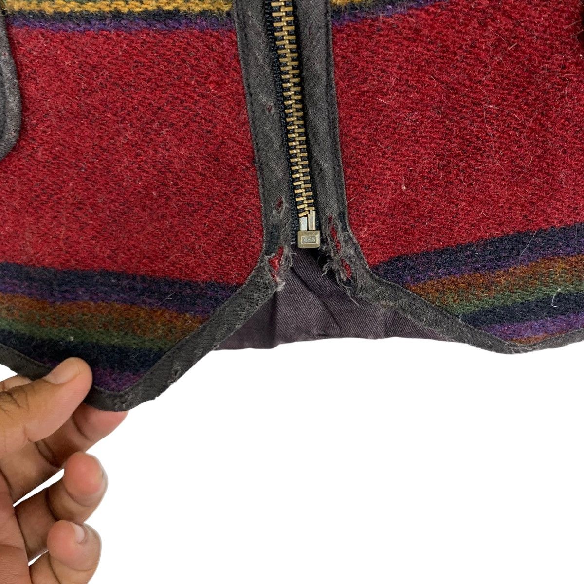 Woolrich Woolen Mills Vintage Woolrich Woolen Mills Striped Wool Vest Jacket Size US M / EU 48-50 / 2 - 9 Thumbnail