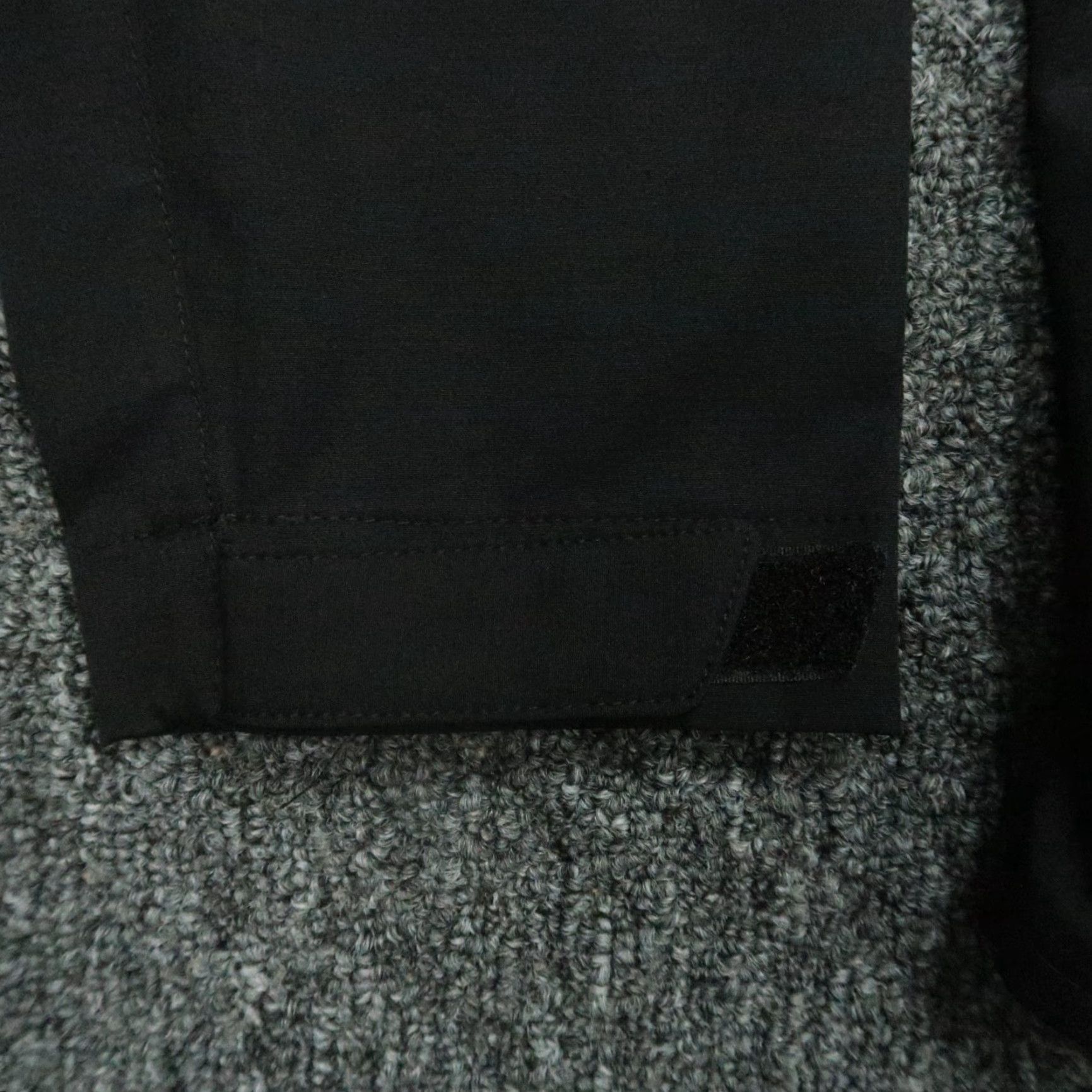 Vintage **Black Holderness & Bourne Mens XL Jacket Mid-Length Zip Pockets** User: Black Holderness & Bourne Mens XL Jacket Mid-Length Zip Pockets Size US XL / EU 56 / 4 - 7 Thumbnail