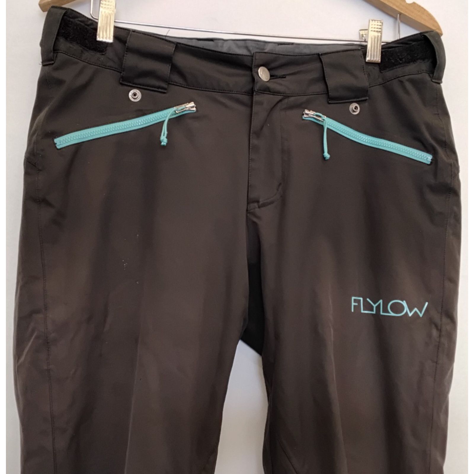 Flylow Flylow Ski Pants Women's M Black Insulated Size 30" / US 8 / IT 44 - 4 Thumbnail