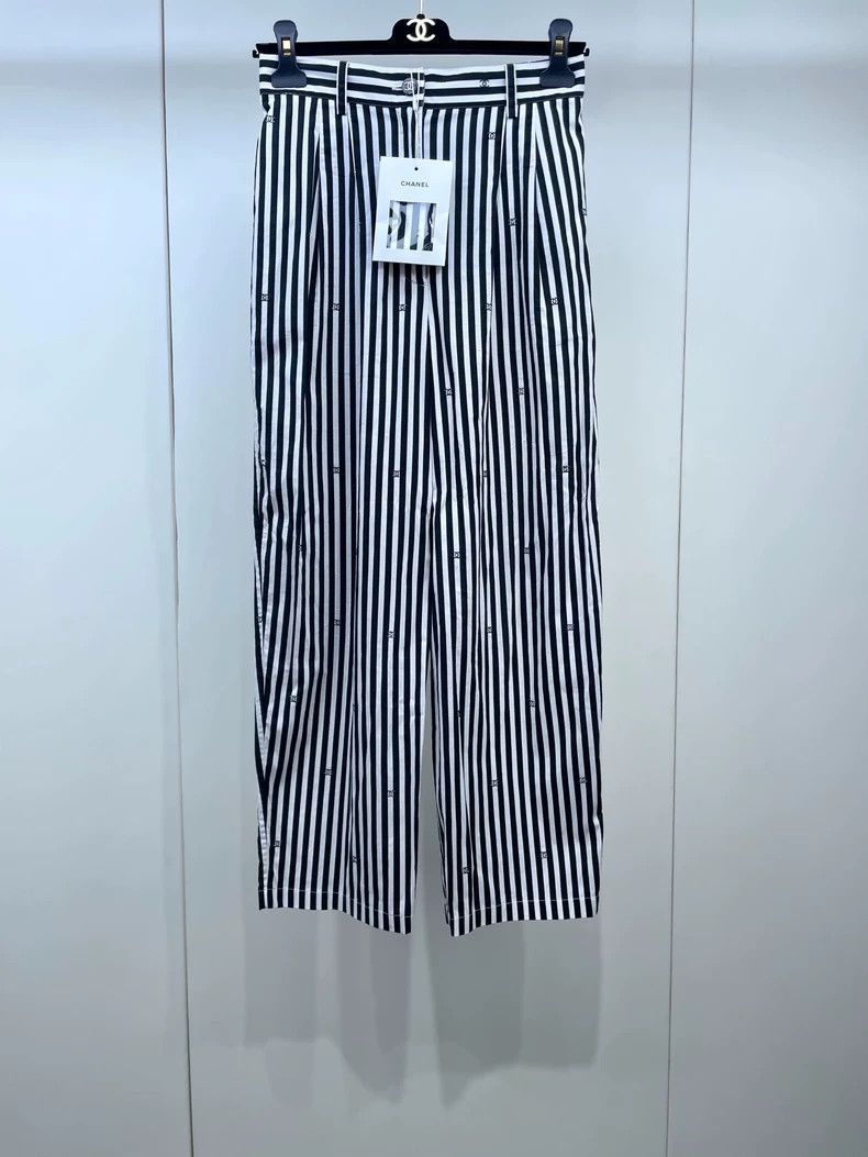 Chanel Chanel Coco Beach Vertical Stripe Wide-Leg Pants - dmc Size US 34 / EU 50 - 1 Thumbnail