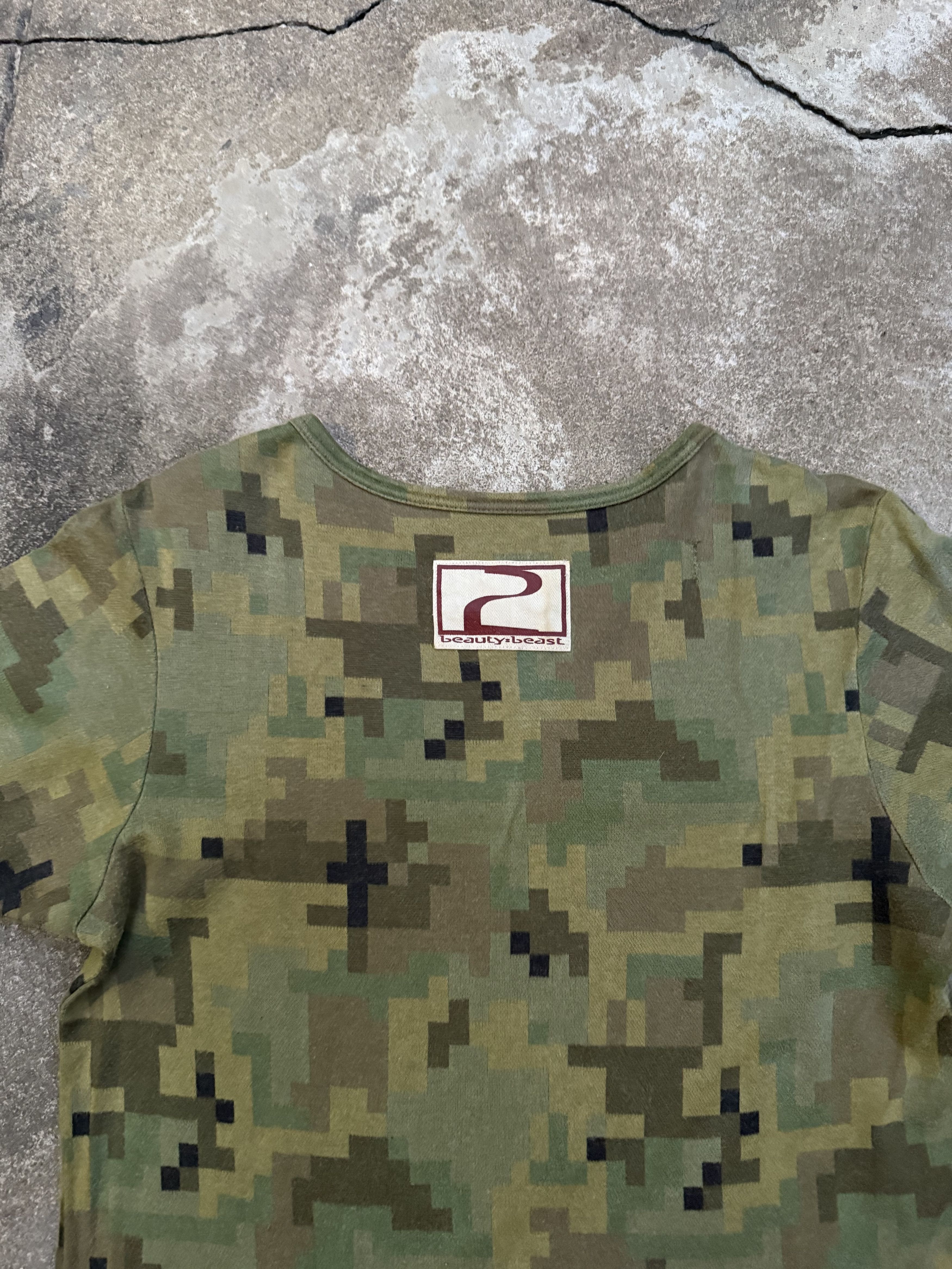 Beauty Beast Beauty:Beast AW98 "Dark Knight" Digi Camo Pixel Tee Size US L / EU 52-54 / 3 - 5 Thumbnail