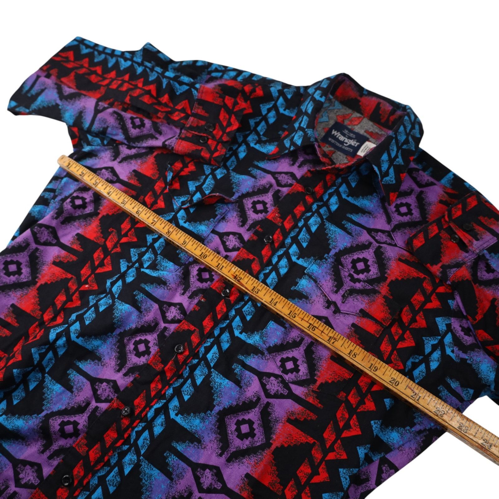 Vintage × Wrangler Vintage Wrangler Vibrant Southwestern Print Cowboy Shirt Size US L / EU 52-54 / 3 - 7 Thumbnail