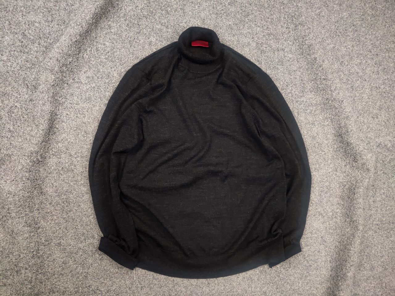 Hugo Boss Hugo Boss light wool Sweater high turtleneck collar Gray Size US M / EU 48-50 / 2 - 2 Thumbnail
