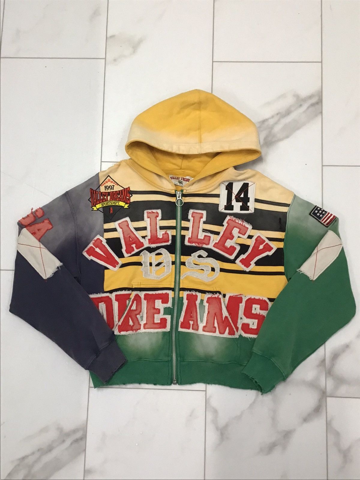 Vale VALE COLLAGE ZIP UP MARDI GRAS Size US S / EU 44-46 / 1 - 1 Thumbnail