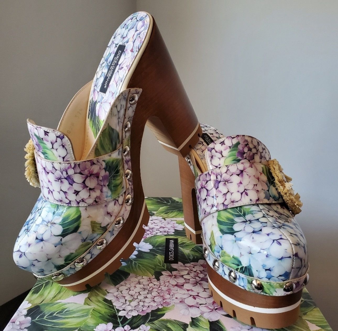Dolce & Gabbana Dolce & Gabbana Hydrangea Clogs Size US 6 / IT 36 - 4 Thumbnail