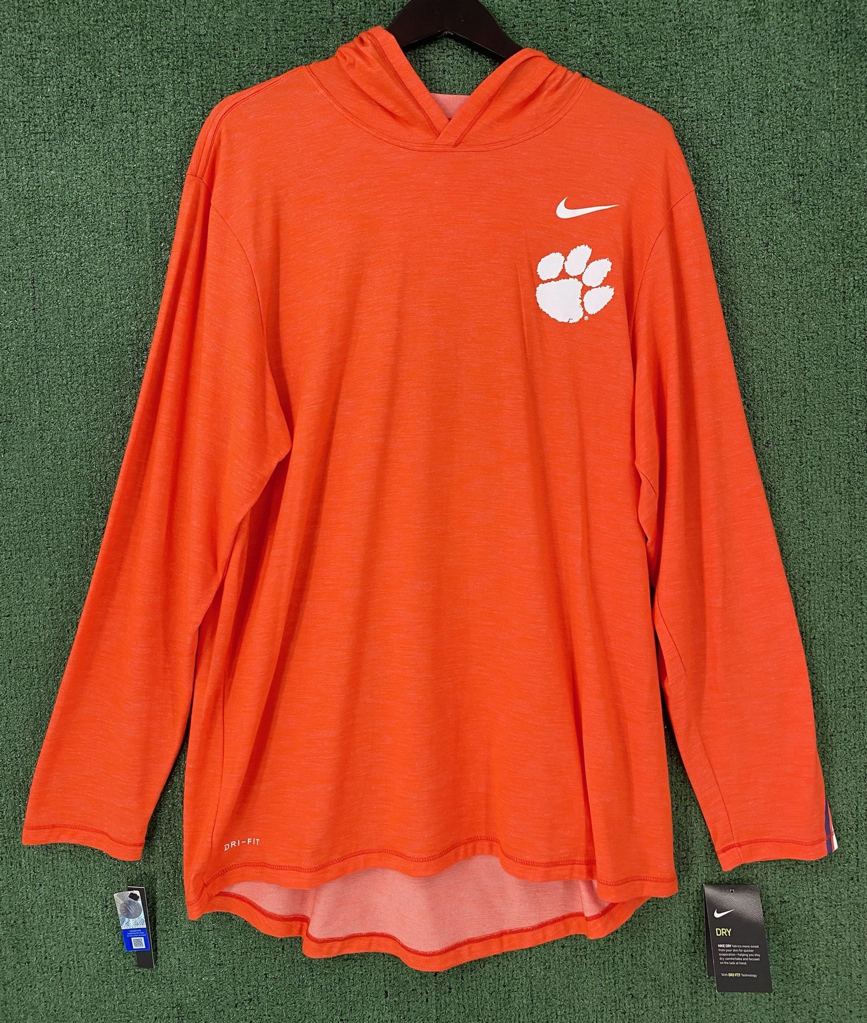 Nike NEW Nike Clemson Tigers Hooded Long Sleeve T-Shirt XL Size US XL / EU 56 / 4 - 1 Thumbnail