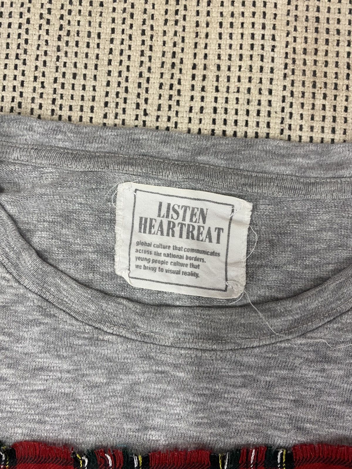 Japanese Brand Listen Heartreat Archive Graphic Tee Hype Rare Size S / US 4 / IT 40 - 4 Thumbnail
