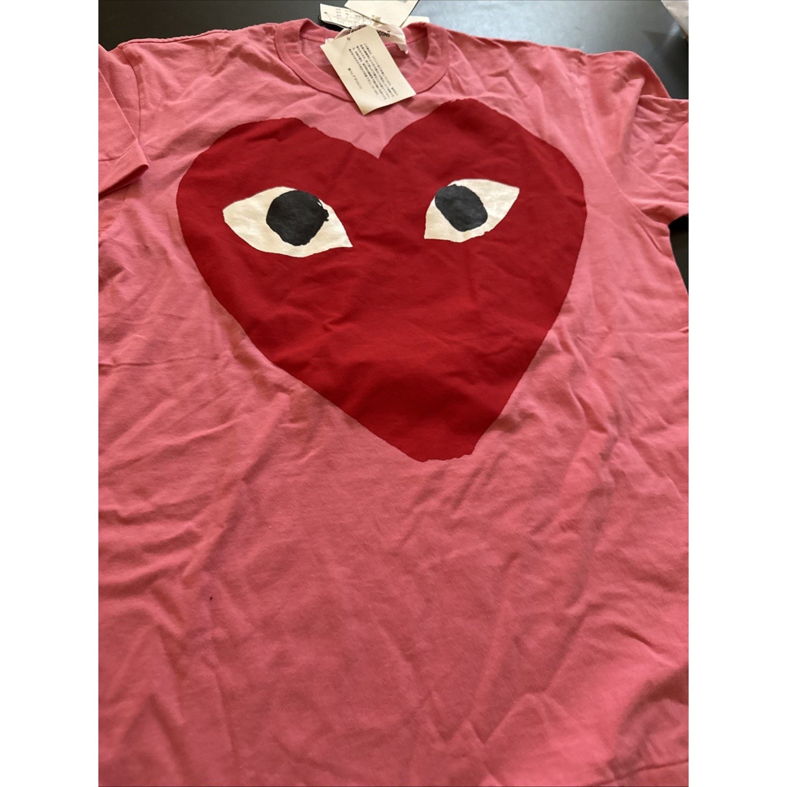 Comme des Garcons Comme Des Garcons CDG Play Red Heart Tee Pink Authentic Med Size US M / EU 48-50 / 2 - 2 Thumbnail