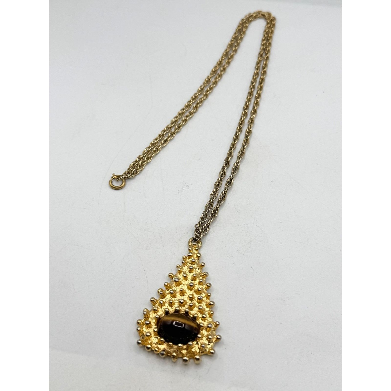 Kenneth Jay Lane Kenneth Lane vintage brutalist cat eye Pendant necklace Size ONE SIZE - 4 Thumbnail